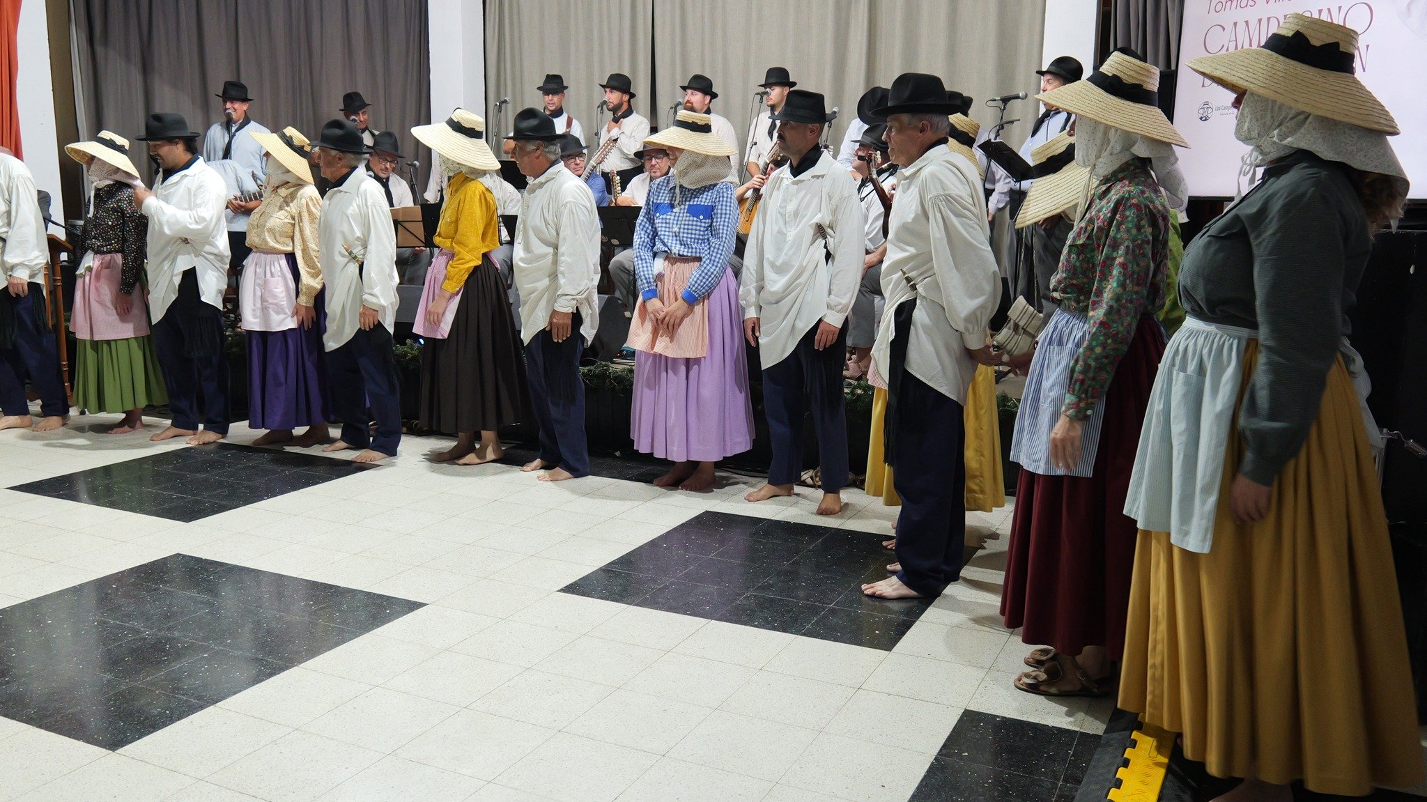 Los Campesinos en la Democracia en Navidad, 2025