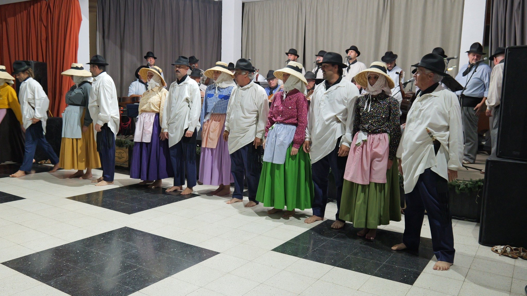 Los Campesinos en la Democracia en Navidad, 2025