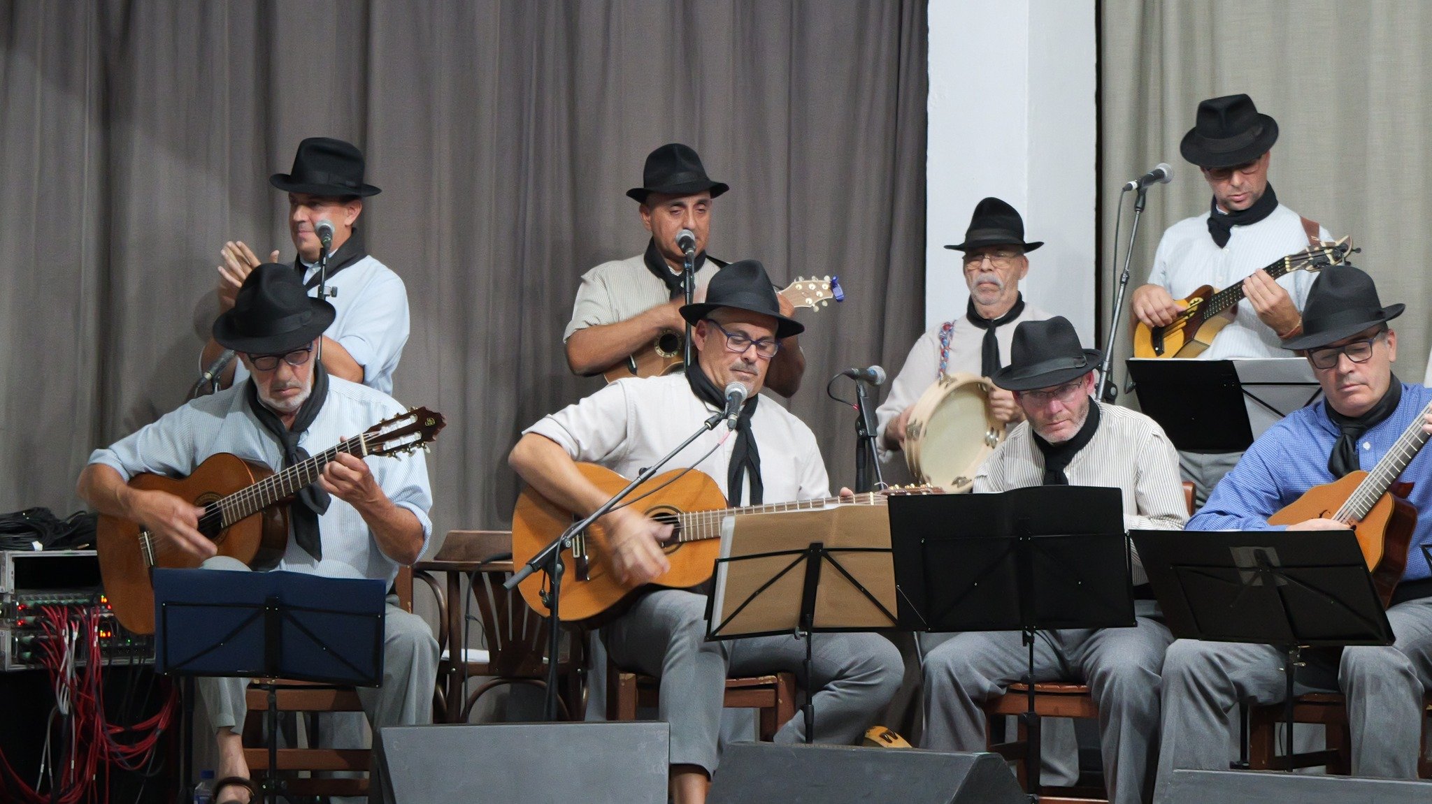 Los Campesinos en la Democracia en Navidad, 2025