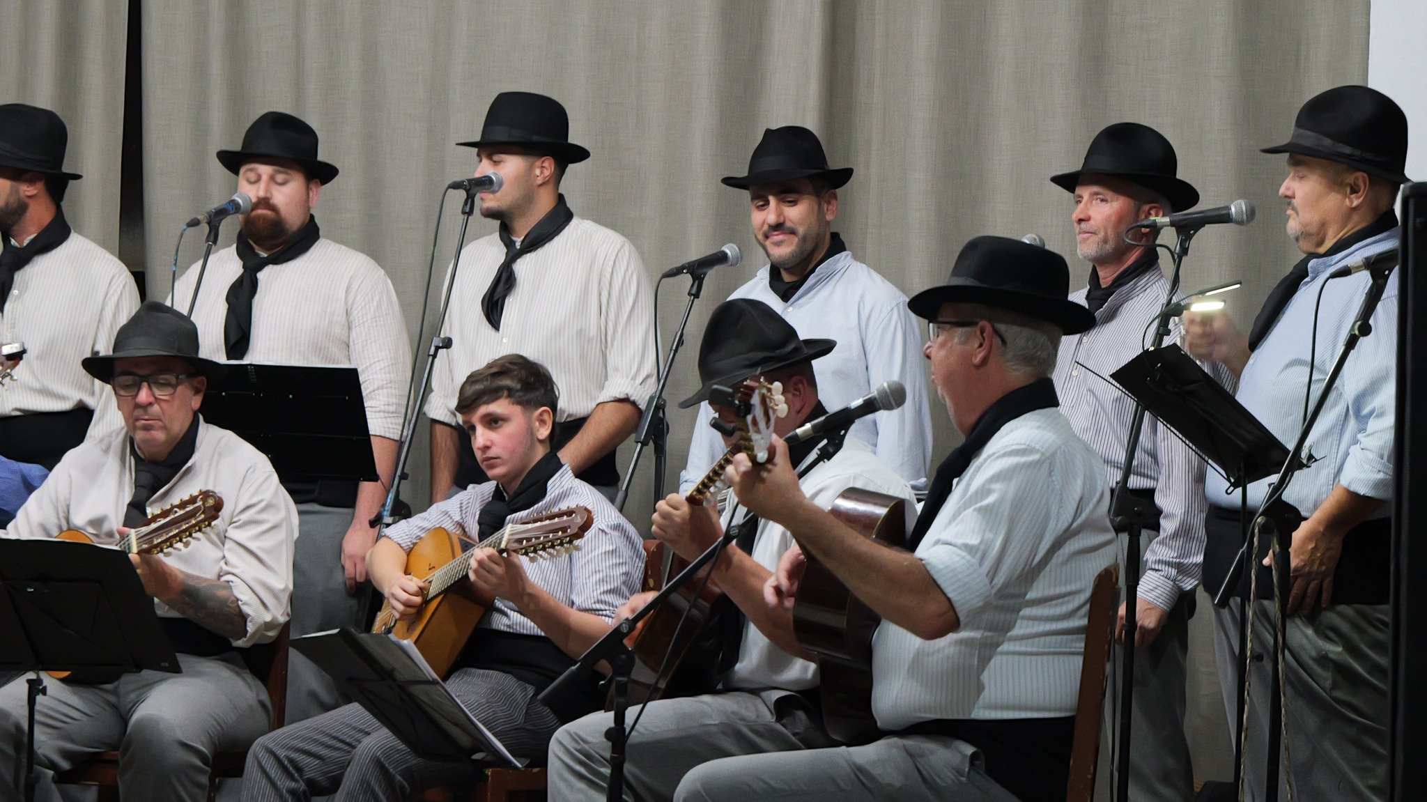 Los Campesinos en la Democracia en Navidad, 2025