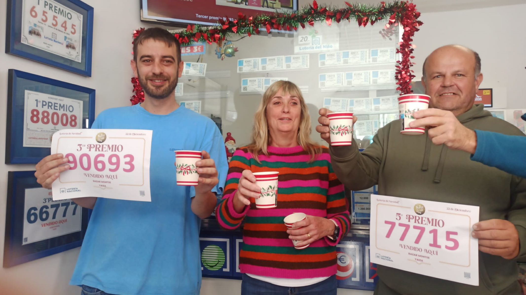 Bazar Montse celebra el tercer y un quinto premio en Yaiza Bazar Montse celebra el tercer y un quinto premio en Yaiza