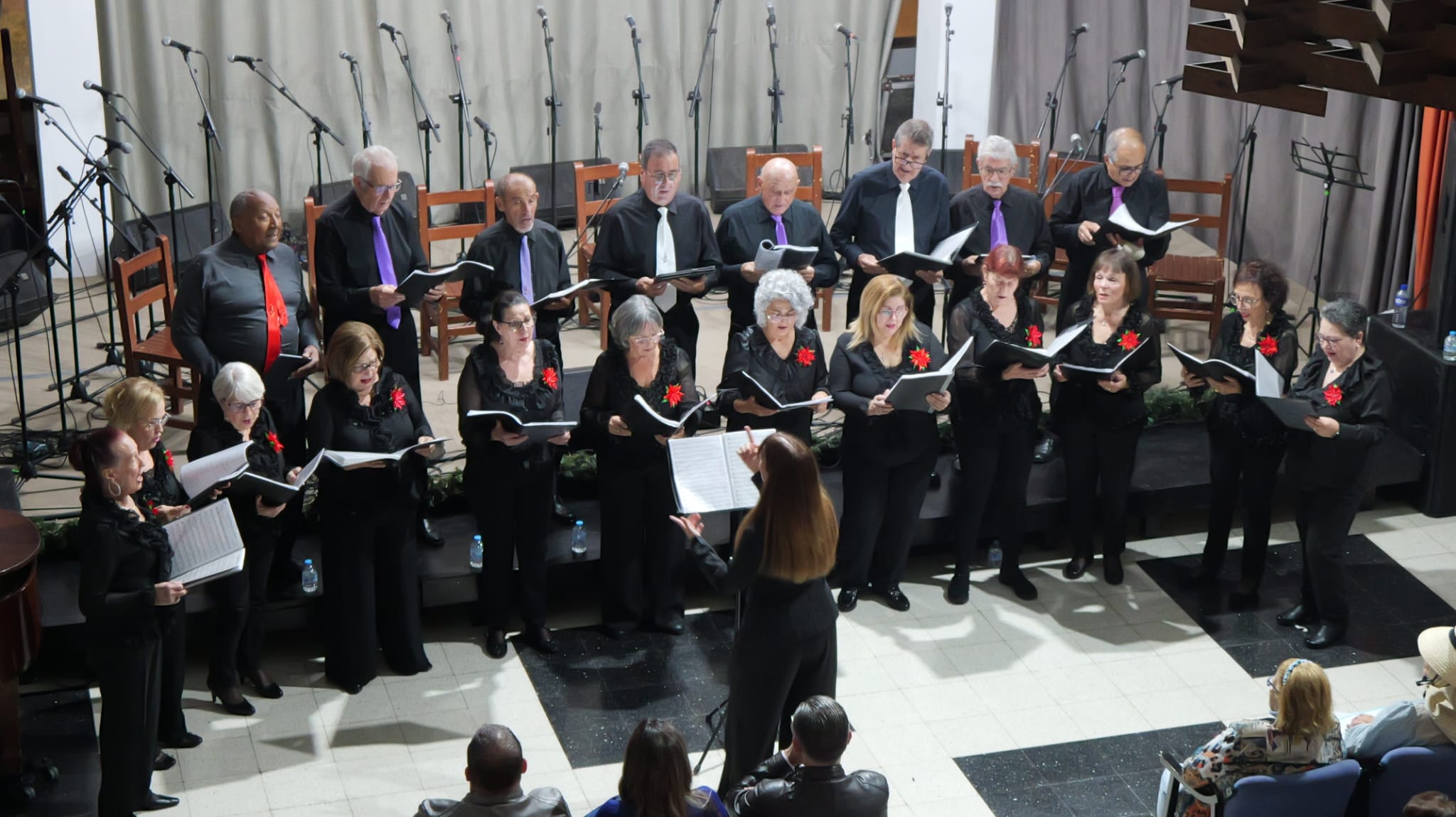 Concierto de Navidad en la Sociedad Democracia. Concierto de Navidad en la Sociedad Democracia.