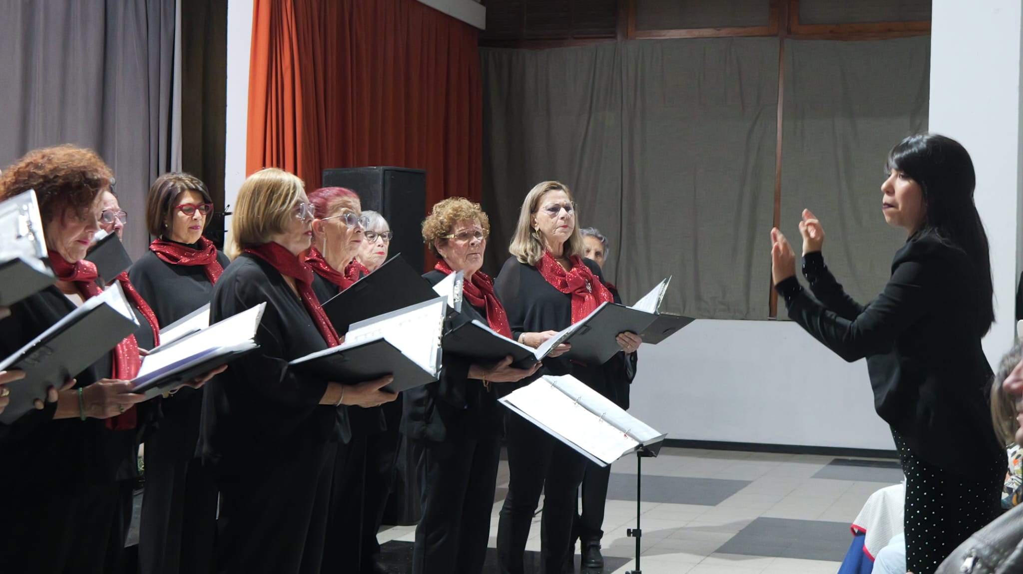 Concierto de Navidad en la Sociedad Democracia. Concierto de Navidad en la Sociedad Democracia.