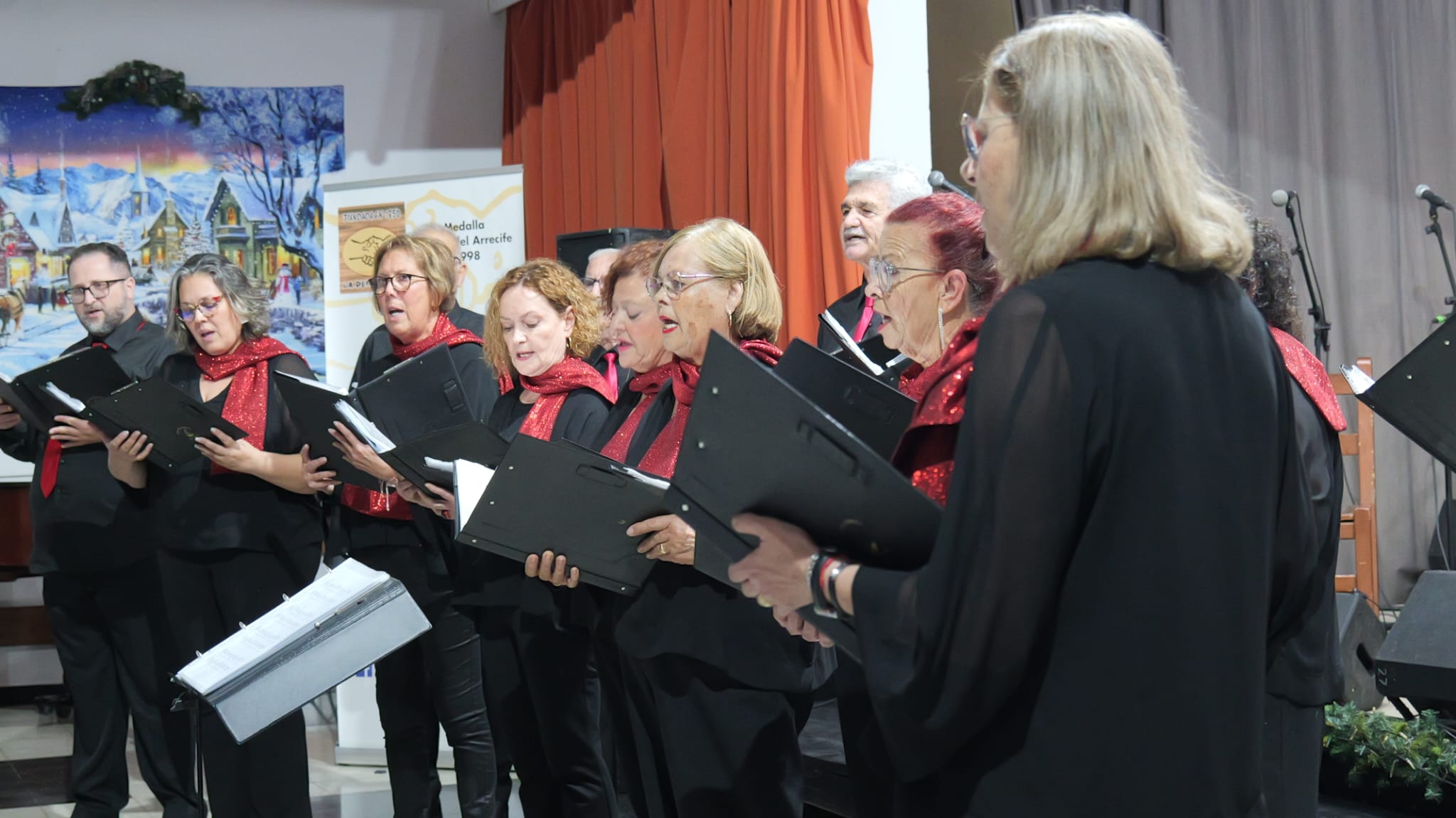 Concierto de Navidad en la Sociedad Democracia. Concierto de Navidad en la Sociedad Democracia.