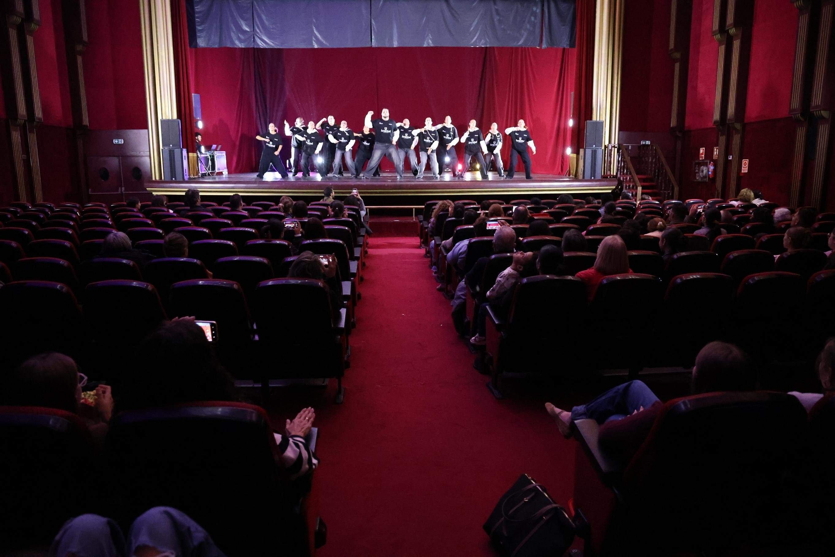 Actuación de XUDS con las coreografías galardonadas.