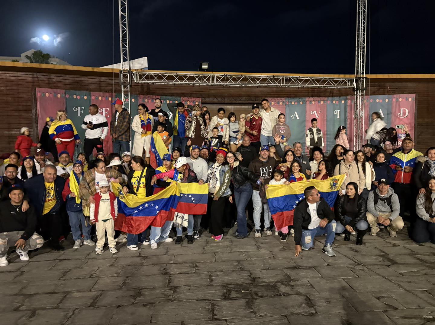 Concentración de venezolanos en Lanzarote tras la captura de Maduro