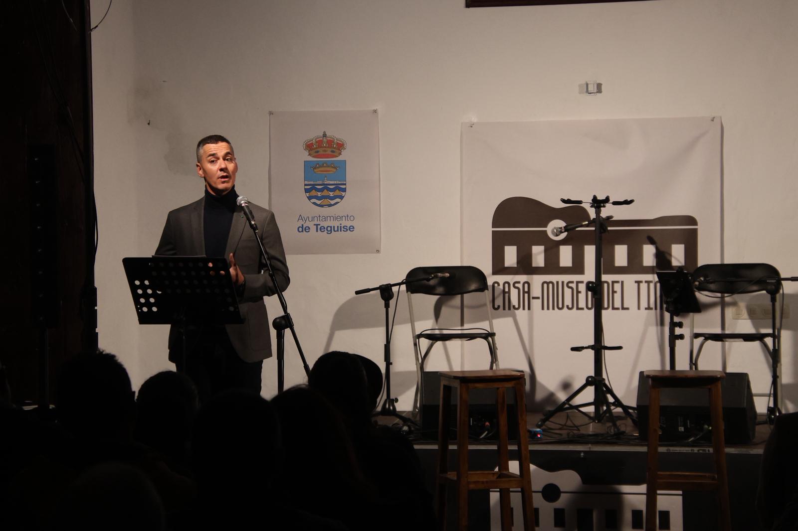 Presentación de dos libros en la Casa del Museo del Timple 
