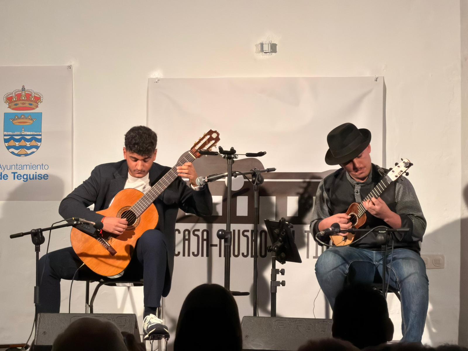 Presentación de dos libros en la Casa del Museo del Timple 