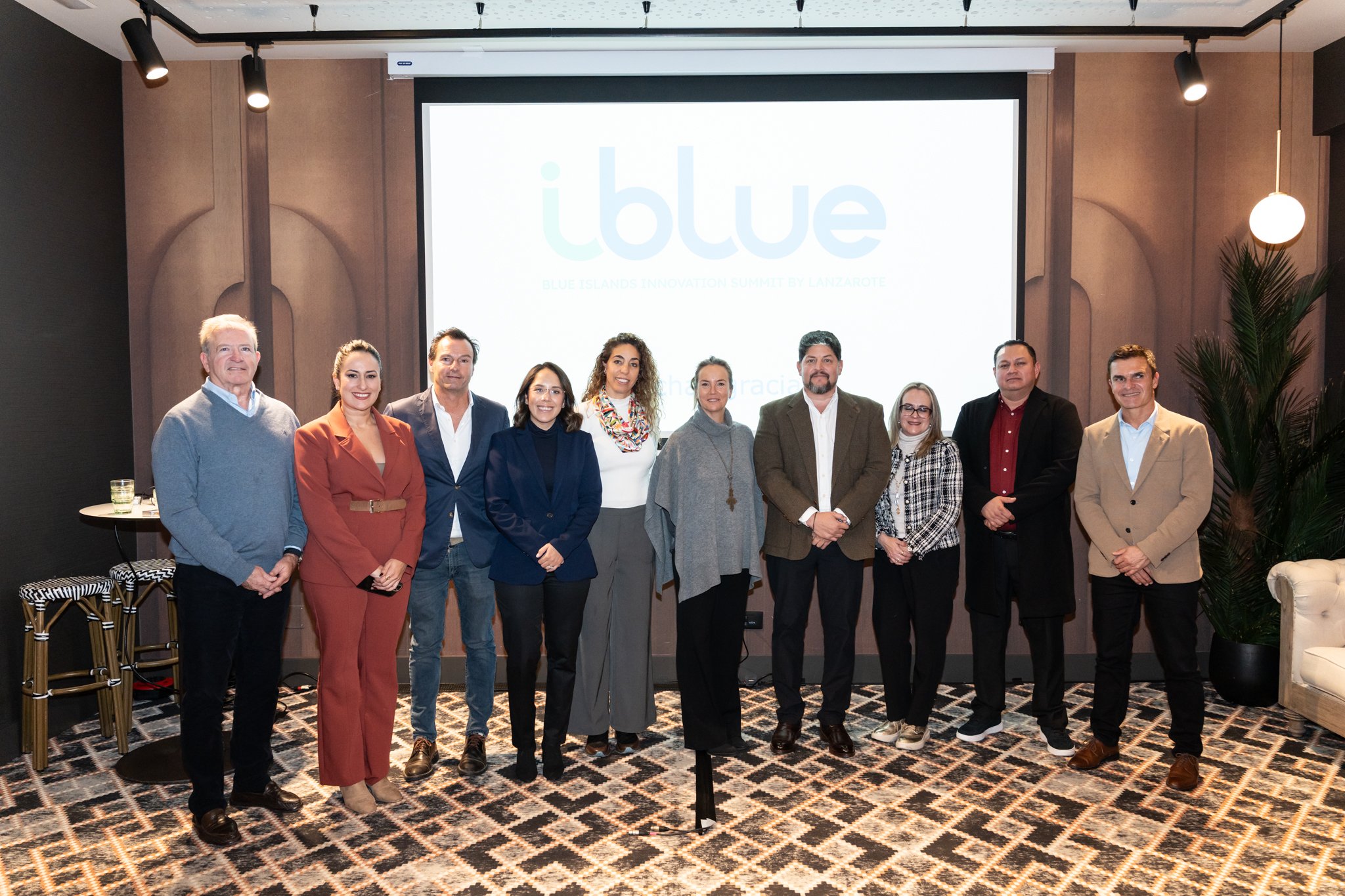 IBLUE 2026 (2) IBLUE 2026 (2)