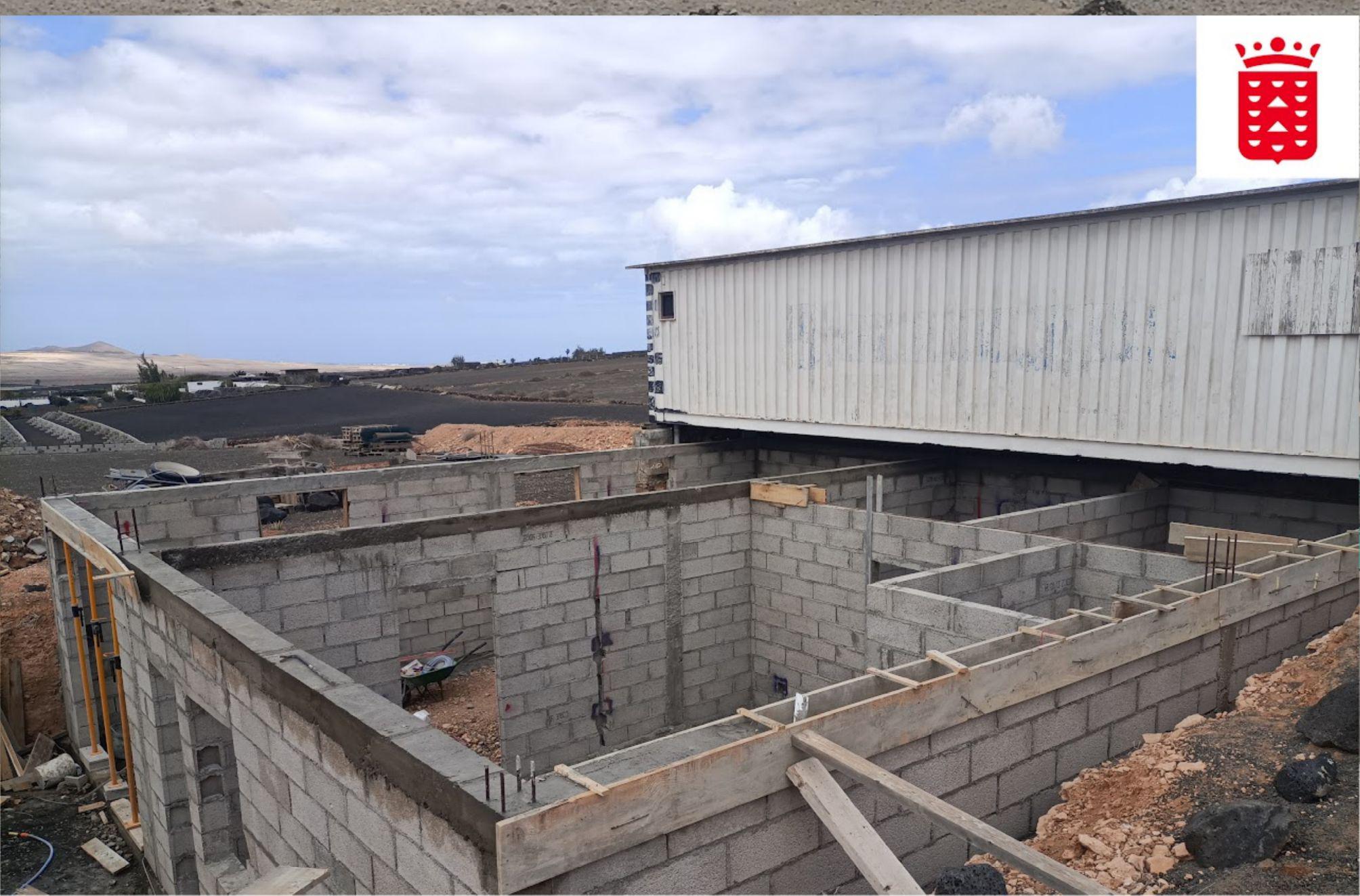 Viviendas sancionadas por construcciones en suelo rústico o protegido. Fotos: Cabildo de Lanzarote.