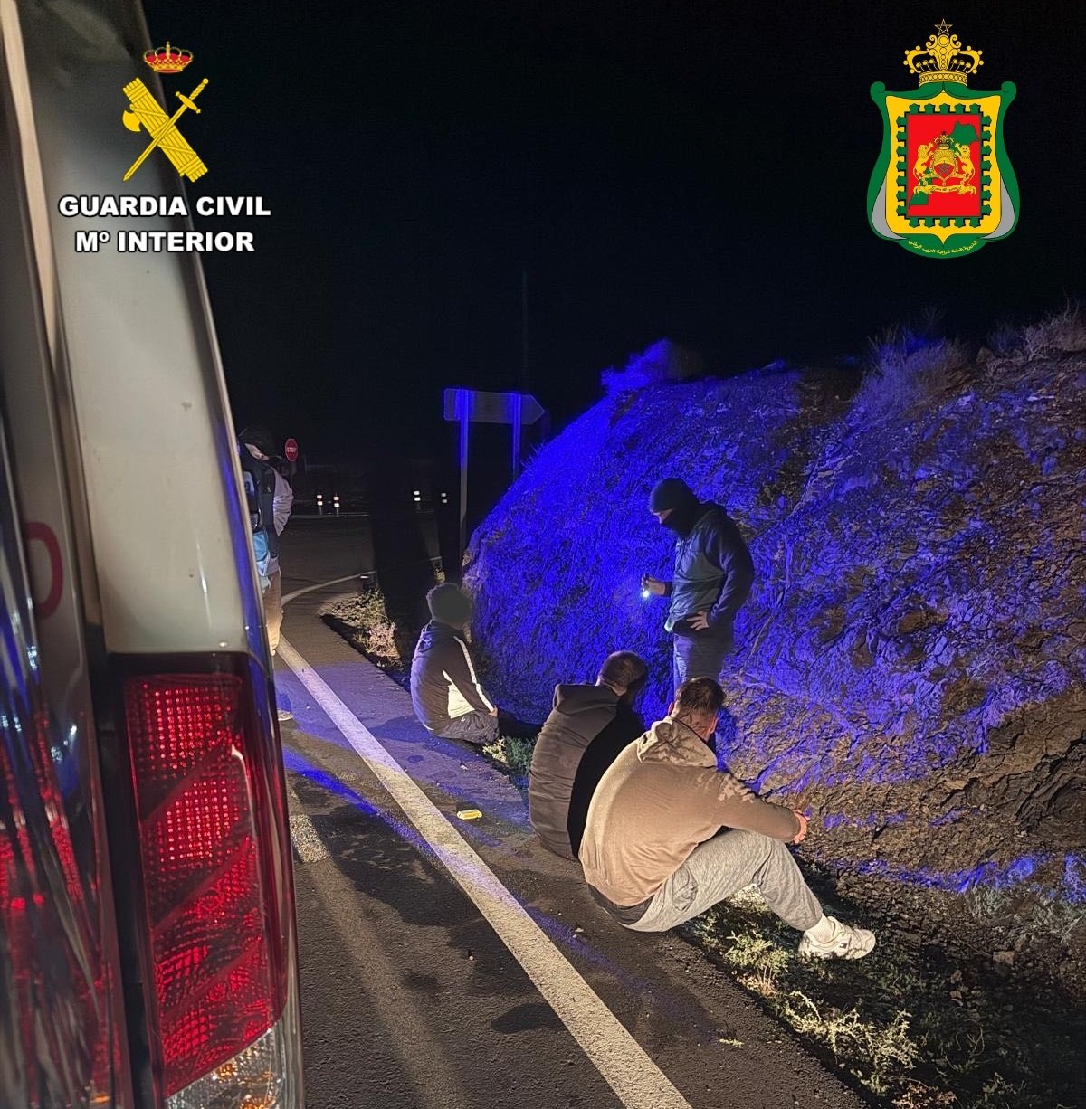 Los tres detenidos por la Guardia Civil Los tres detenidos por la Guardia Civil