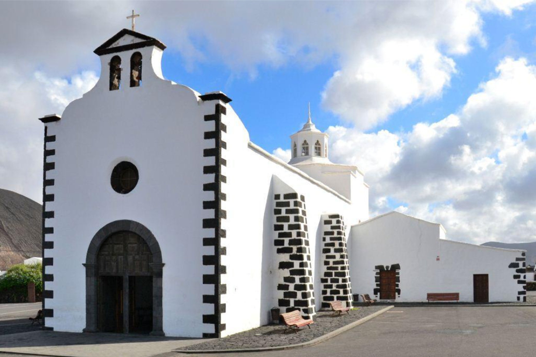 Santuario de Nuestra Señora de los Dolores Tinajoxxx Santuario de Nuestra Señora de los Dolores Tinajoxxx