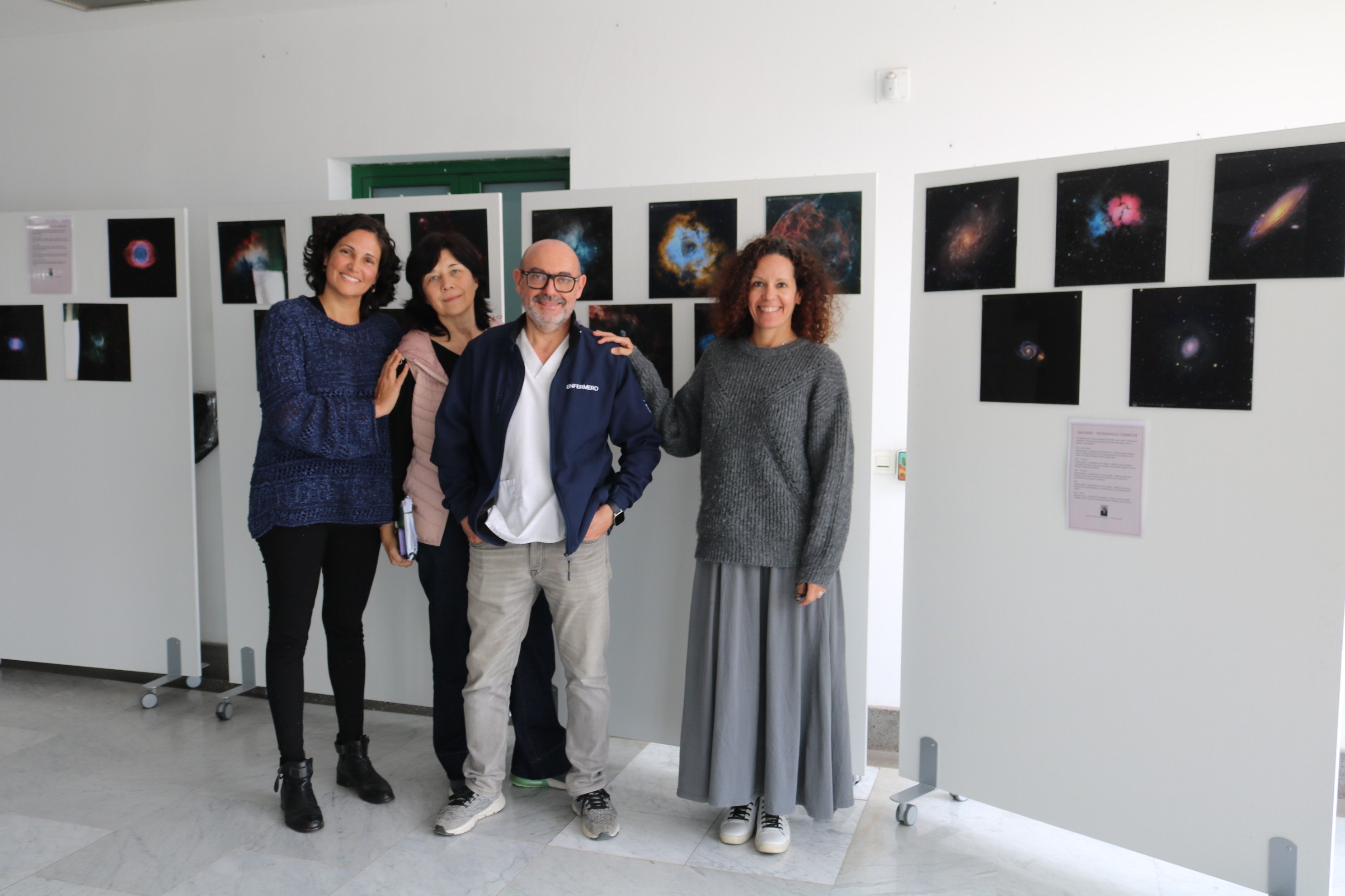 Manuel Verdugo en la inauguración de la muestra
