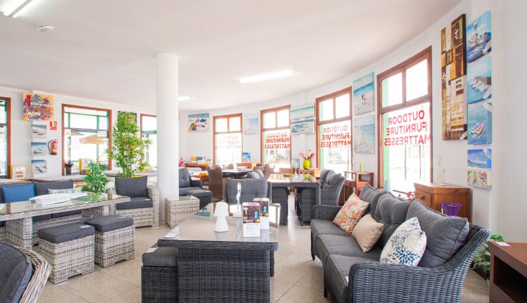 Home Zentrum Exhibition in Tías (2) Home Zentrum Exhibition in Tías (2)