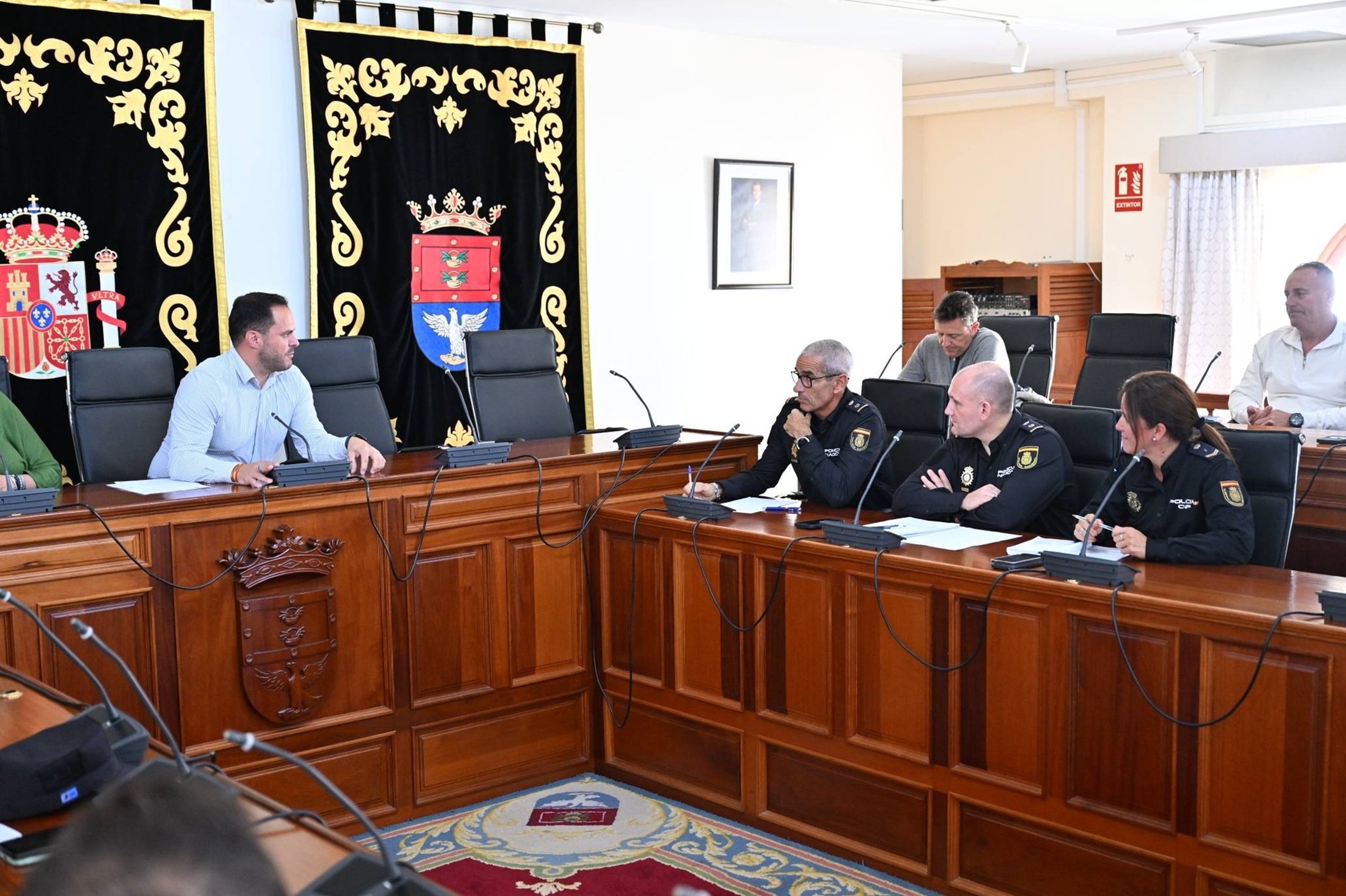 Imagen de uno de los momentos de la Junta de Seguridad Local celebrada hoy en el salón de plenos por la seguridad de los carnavalesxx
