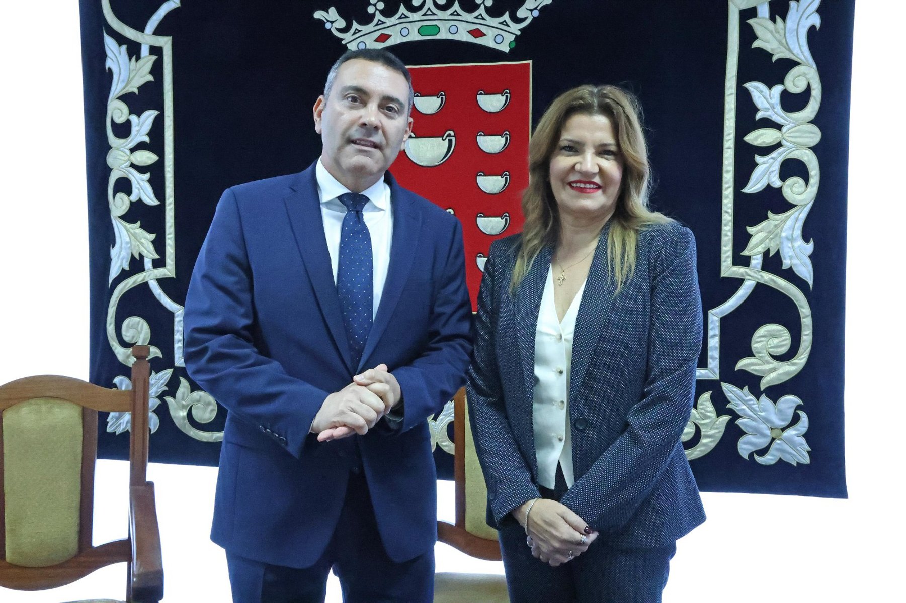 Oswaldo Betancort junto a María Jesús Tovar.