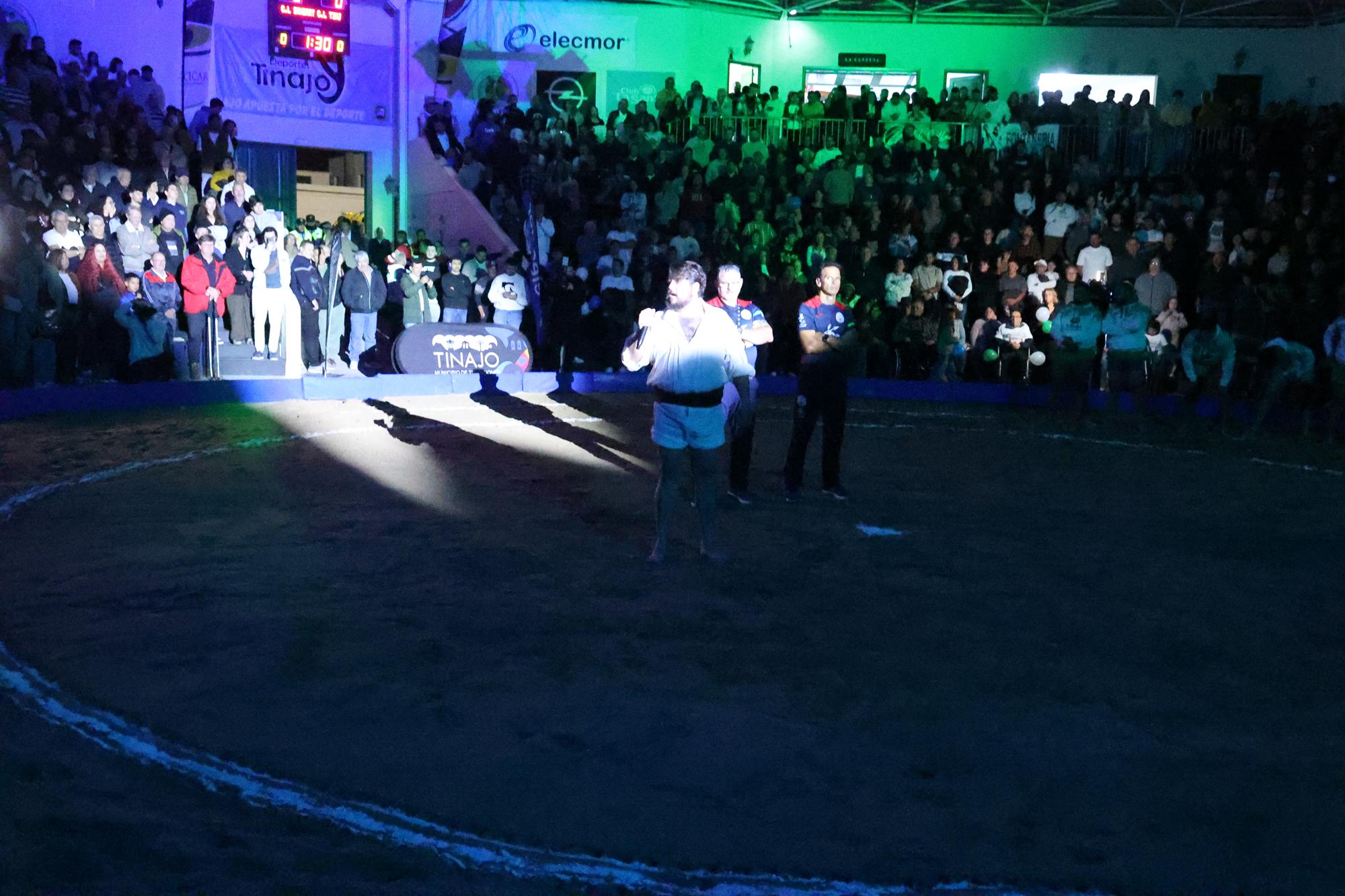 CL San Bartolomé frente al CL Tinajo. 