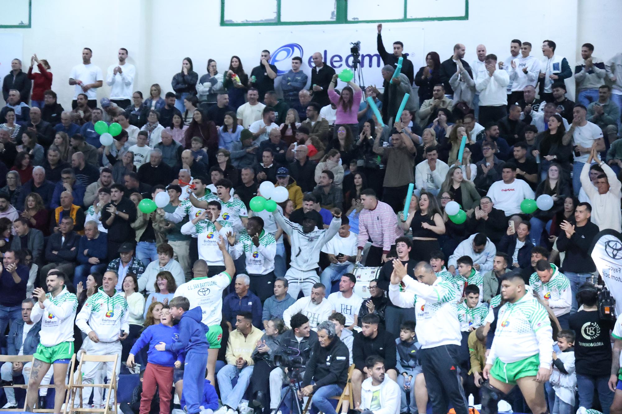 CL San Bartolomé frente al CL Tinajo. 