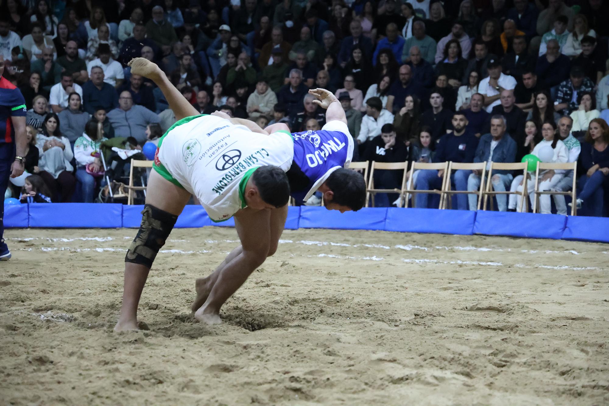 CL San Bartolomé frente al CL Tinajo. 