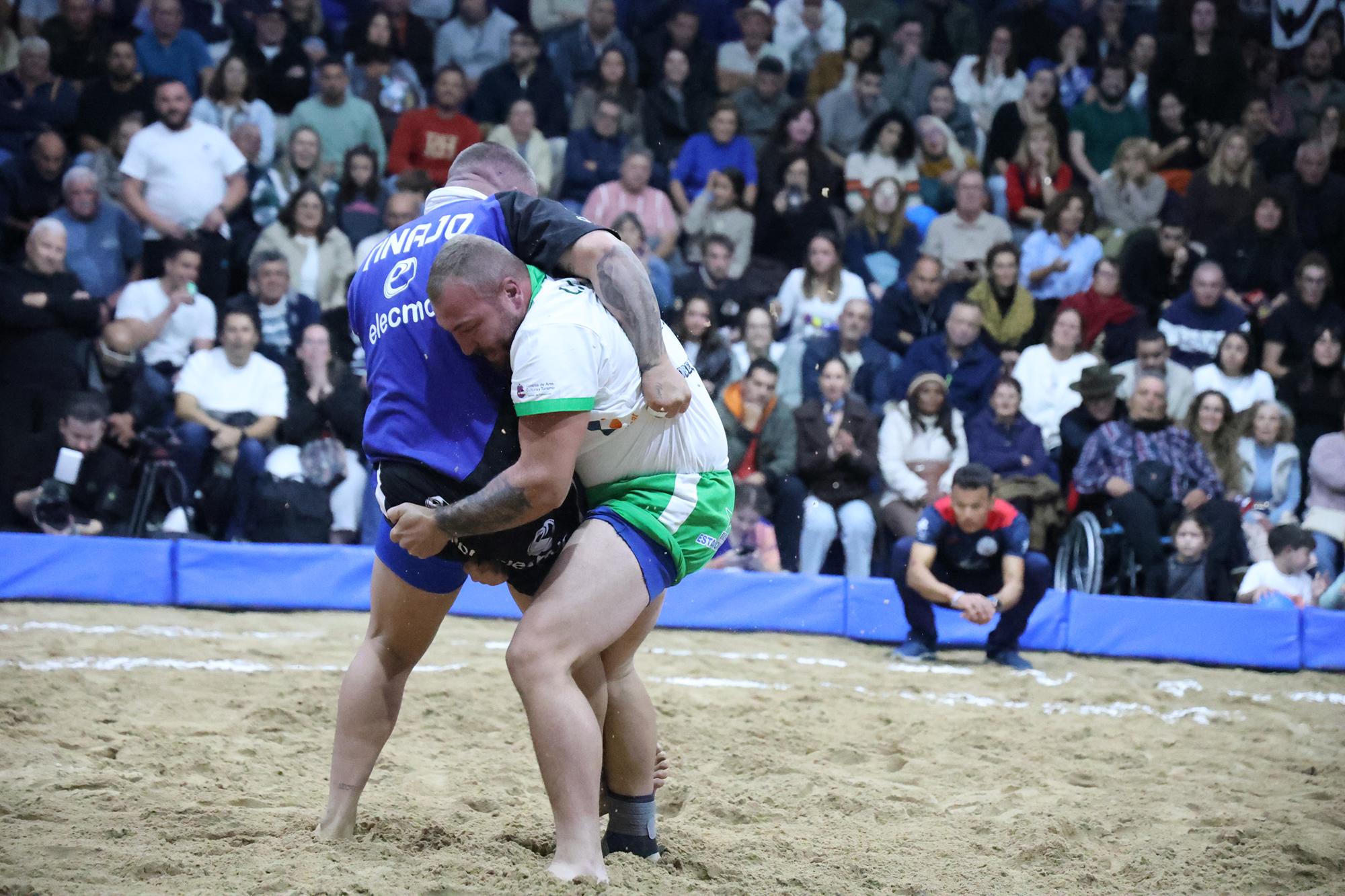 CL San Bartolomé frente al CL Tinajo. 
