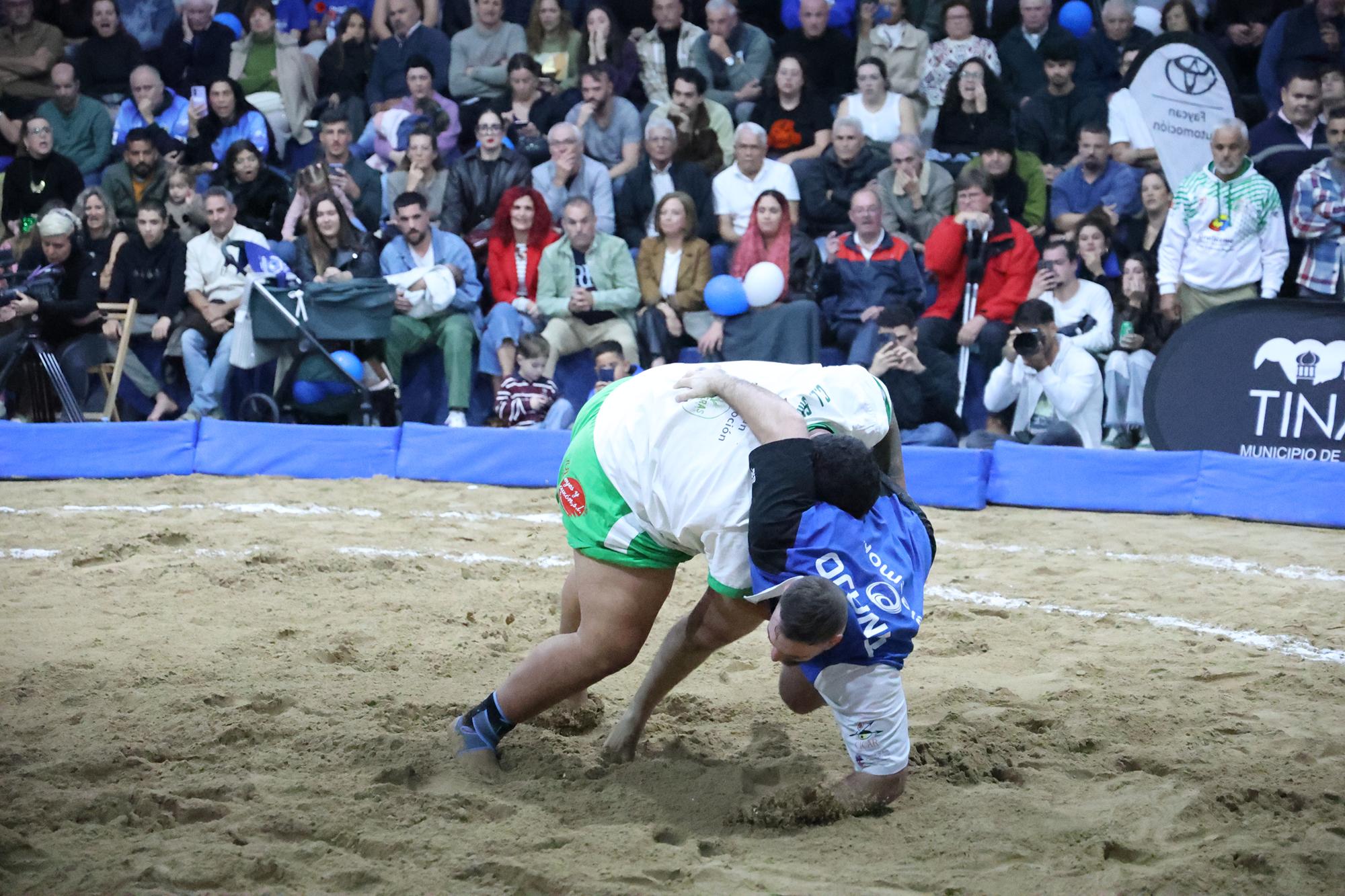 CL San Bartolomé frente al CL Tinajo. 