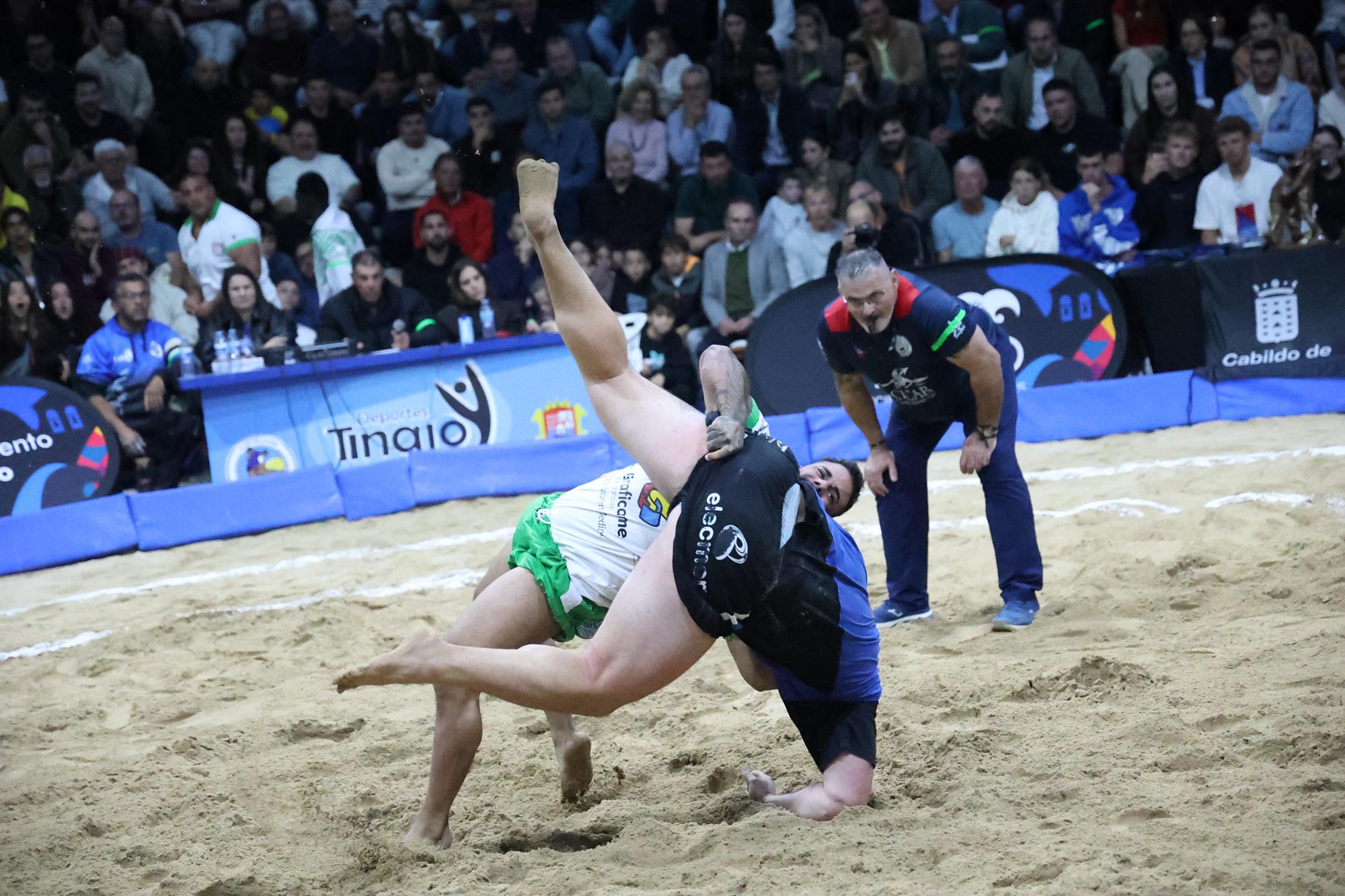 CL San Bartolomé frente al CL Tinajo. 