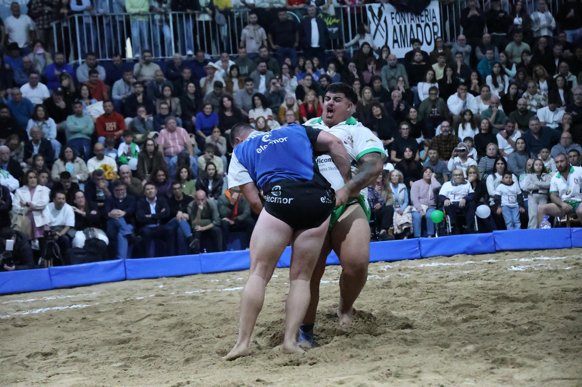 CL San Bartolomé frente al CL Tinajo. 