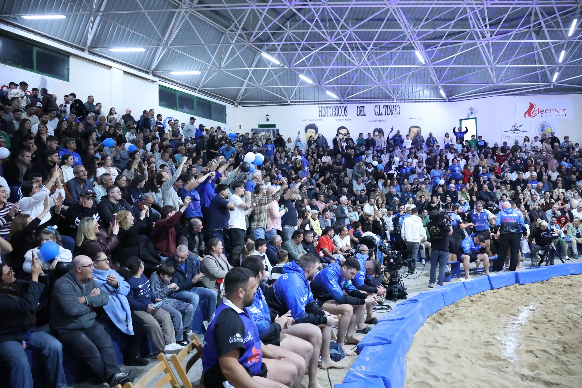 CL San Bartolomé frente al CL Tinajo. 