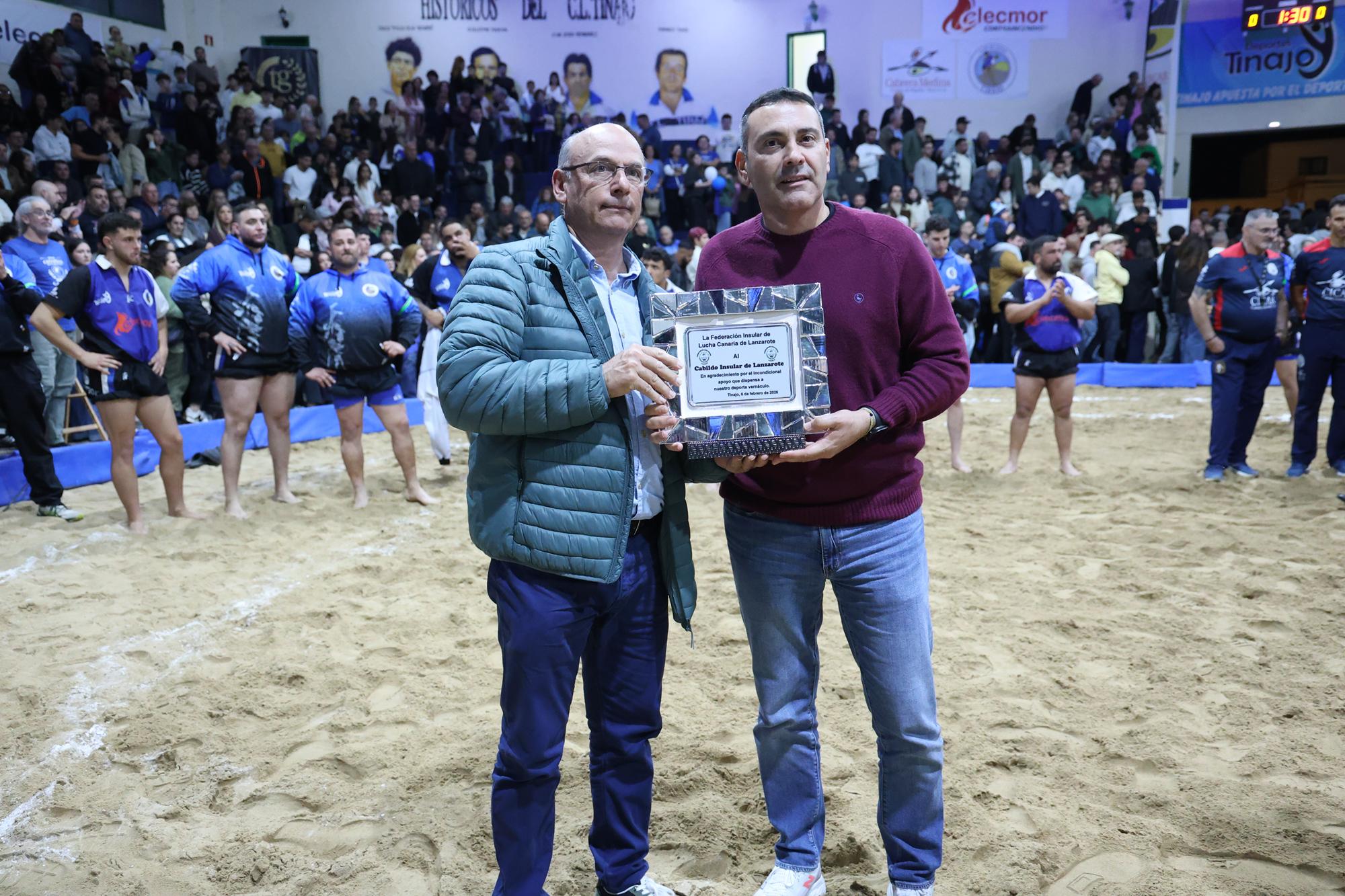 CL San Bartolomé frente al CL Tinajo. 