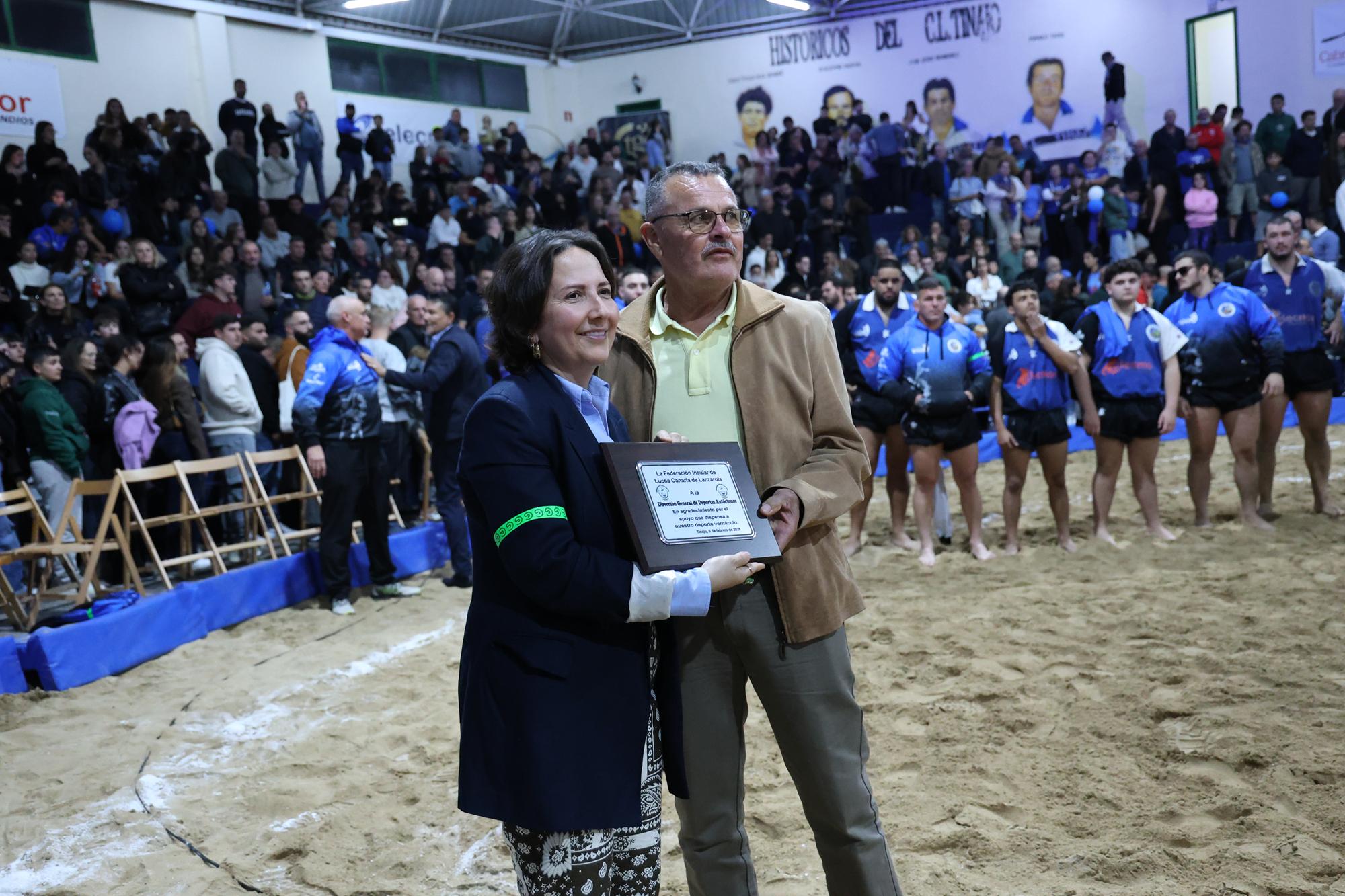 CL San Bartolomé frente al CL Tinajo. 