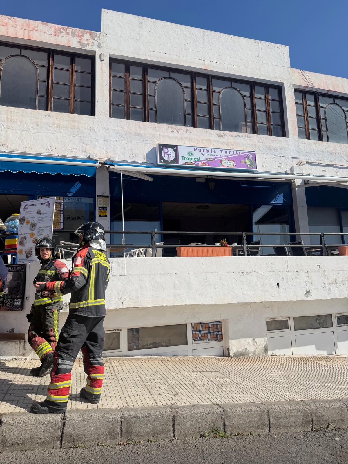 Local afectado por el incendio en Puerto del Carmen.