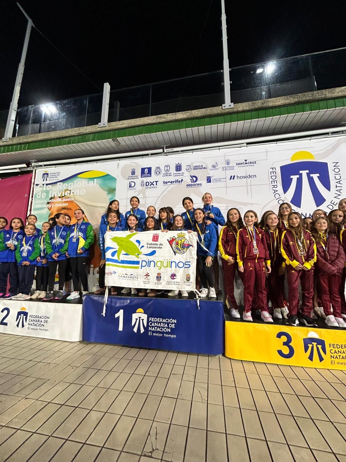 CD Pingüinos en el Campeonato Regional de Invierno de Natación Artística