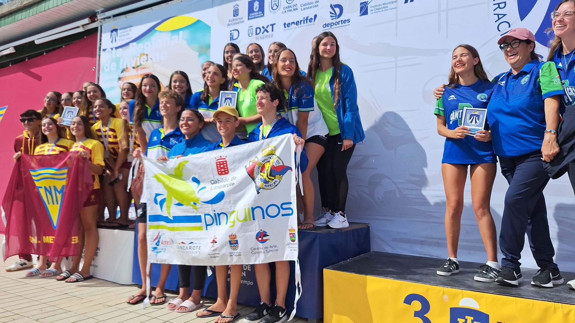 CD Pingüinos en el Campeonato Regional de Invierno de Natación Artística