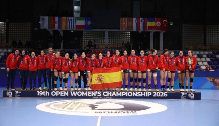 Martha Padrón en Kosovo (1)