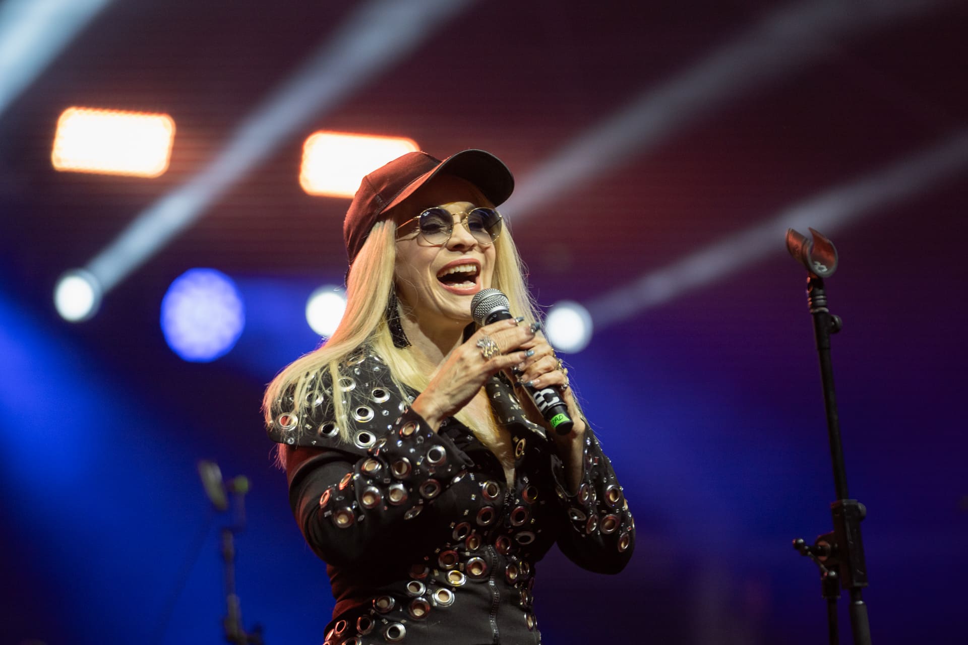 Nueva Línea y Miriam Cruz en Arrecife Nueva Línea y Miriam Cruz en Arrecife