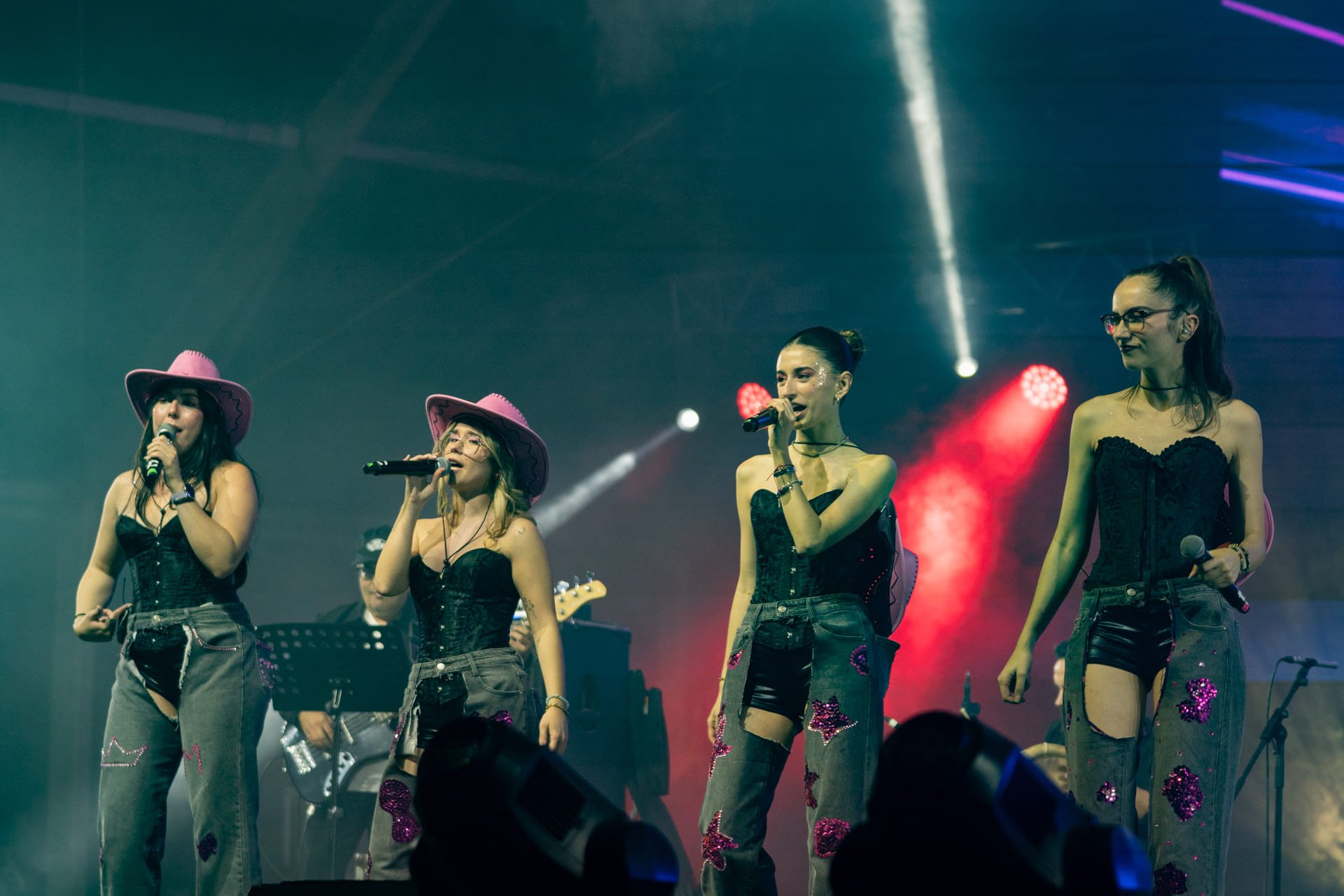 Nueva Línea y Miriam Cruz en Arrecife Nueva Línea y Miriam Cruz en Arrecife