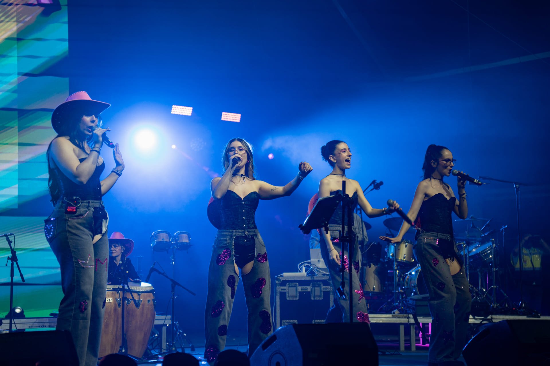 Nueva Línea y Miriam Cruz en Arrecife Nueva Línea y Miriam Cruz en Arrecife