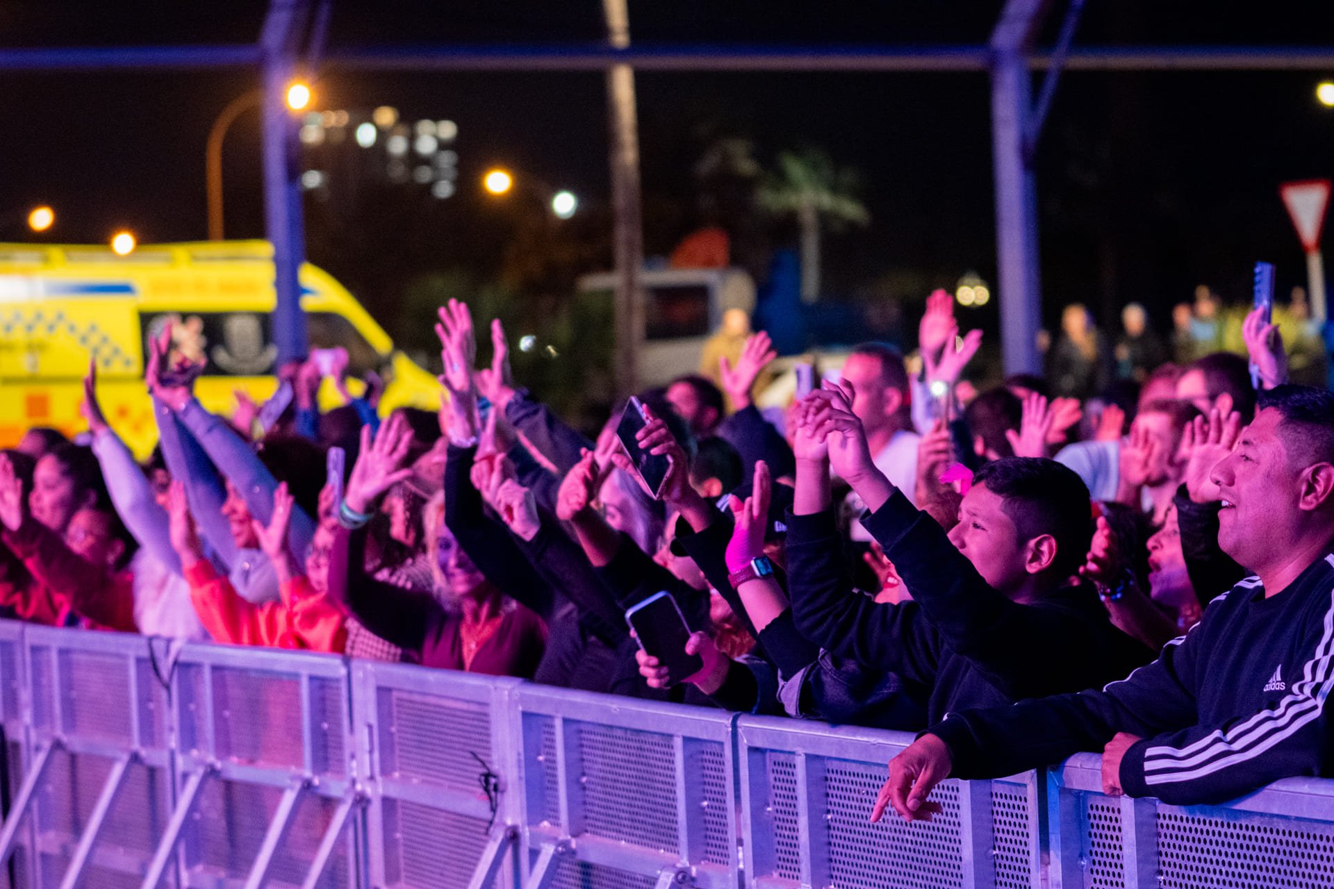 Nueva Línea y Miriam Cruz en Arrecife Nueva Línea y Miriam Cruz en Arrecife