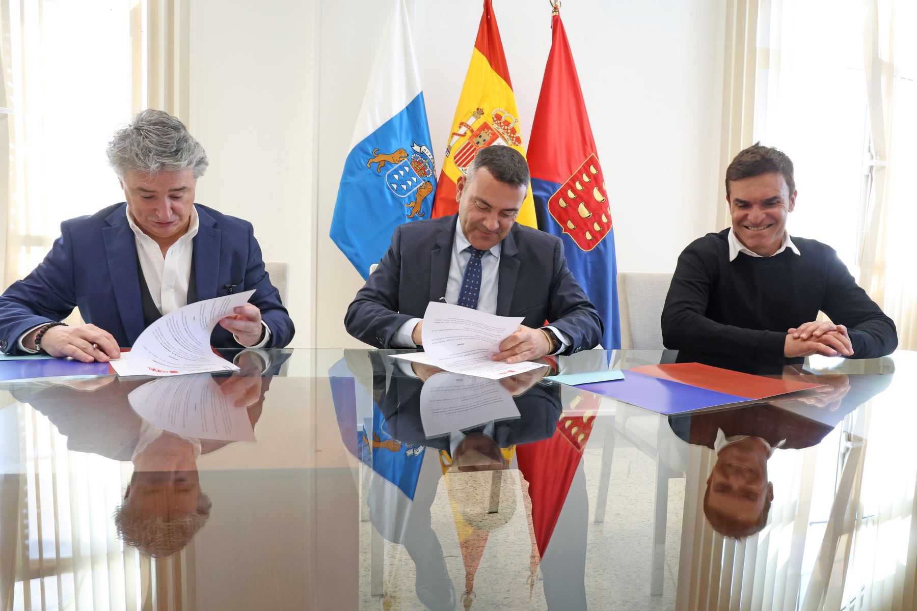 FIRMA PROTOCOLO MEETING FESTVAL  (5)