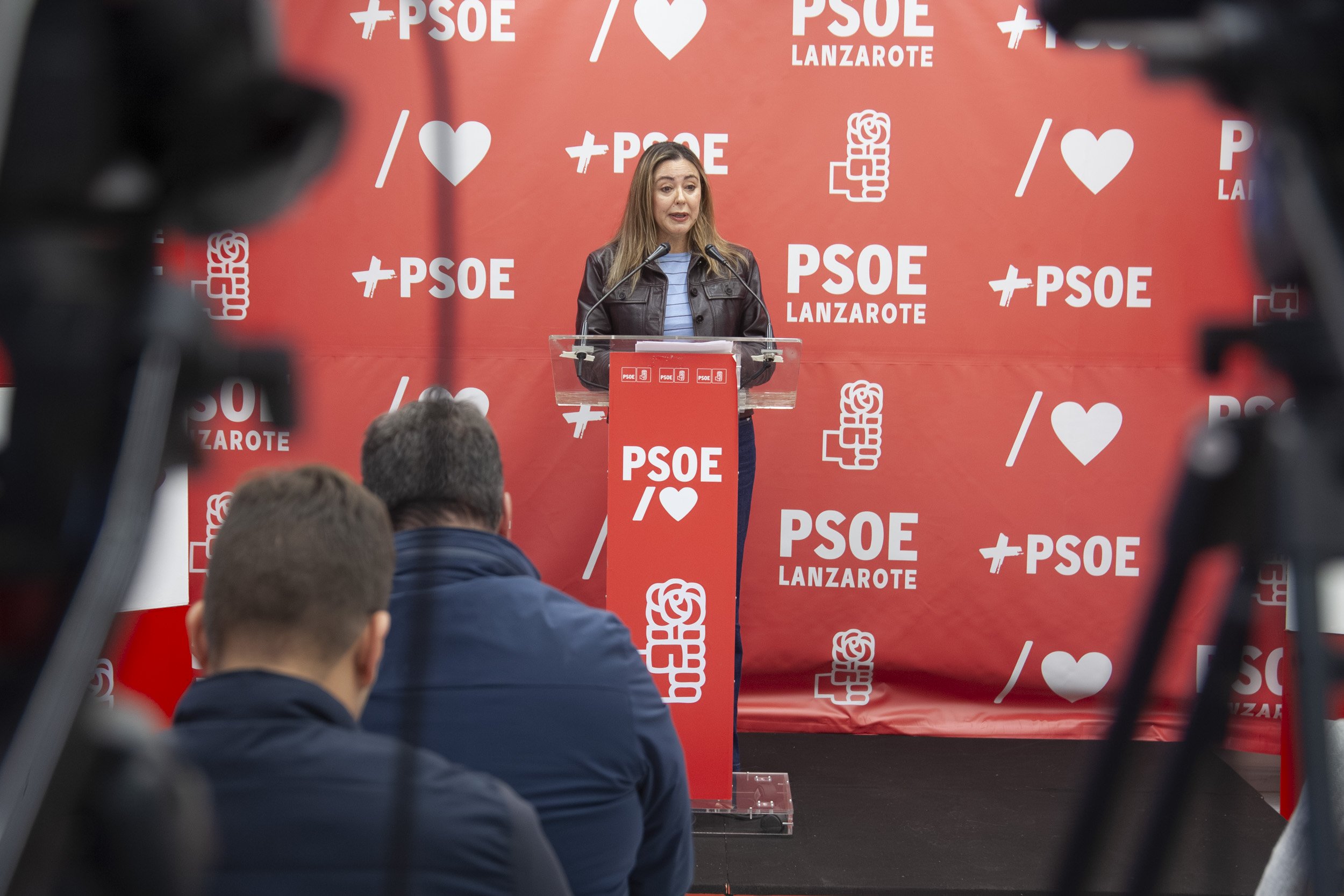 La secretaria general del PSOE de Lanzarote y diputada en el Congreso, María Dolores Corujo. Foto: Juan Mateos