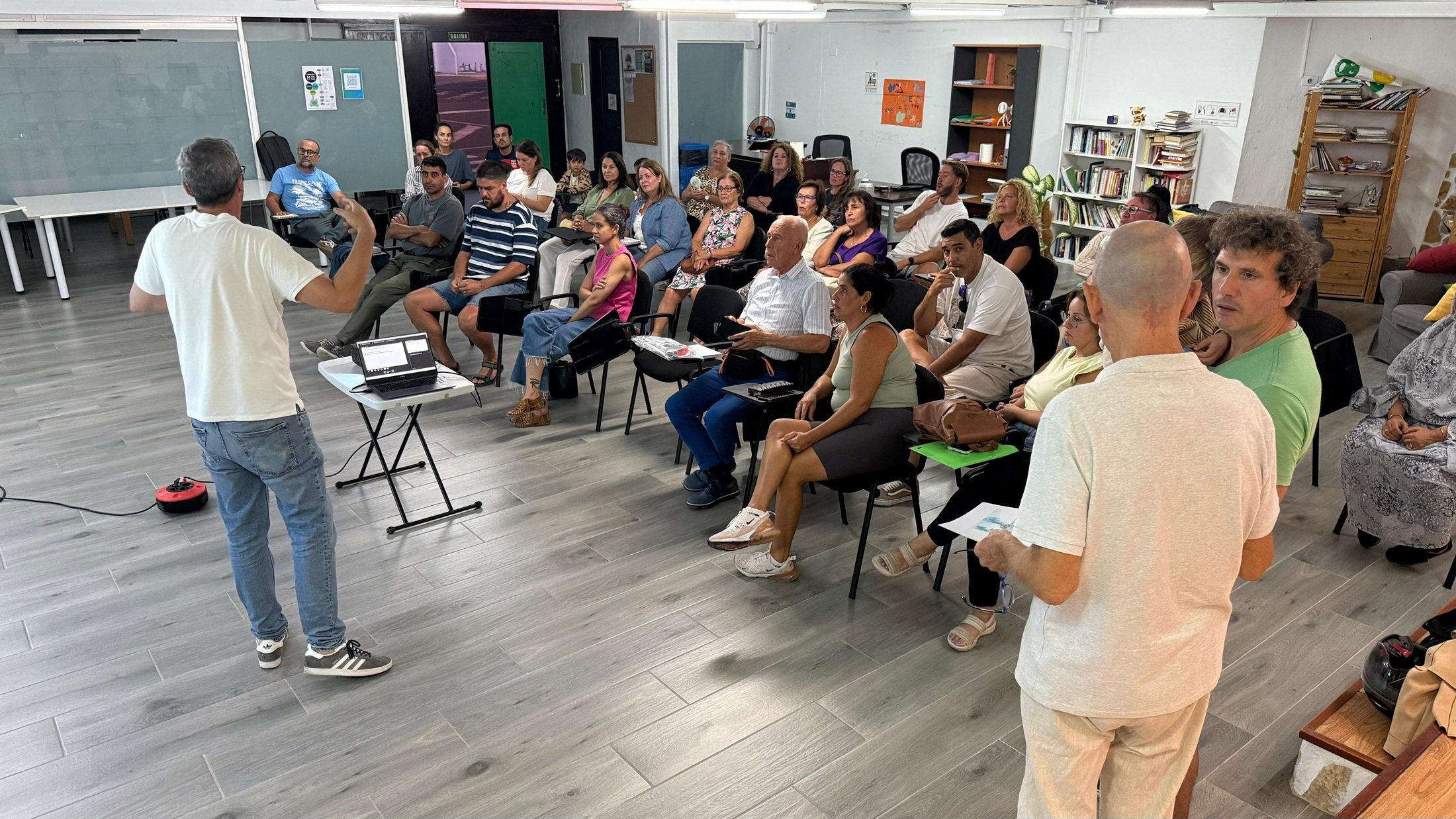 Participación ciudadana de la partida en el Ayuntamiento de Tías