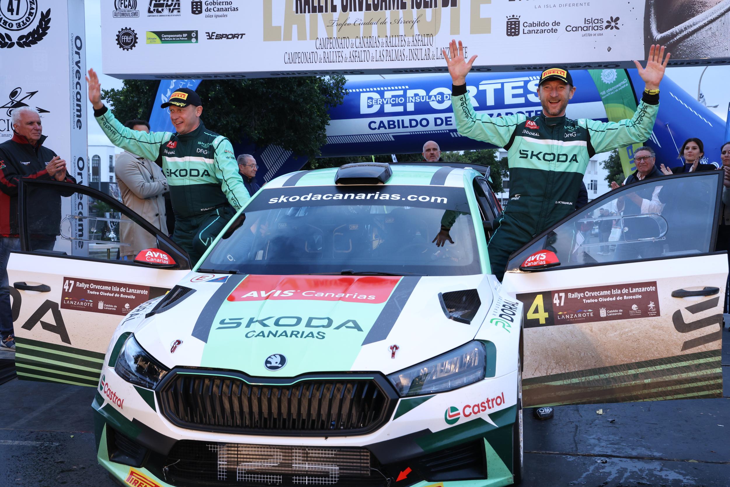 Alexey Lukyanyuk "vuela" con el Skoda en Lanzarote y gana su primer rallye del CCRA