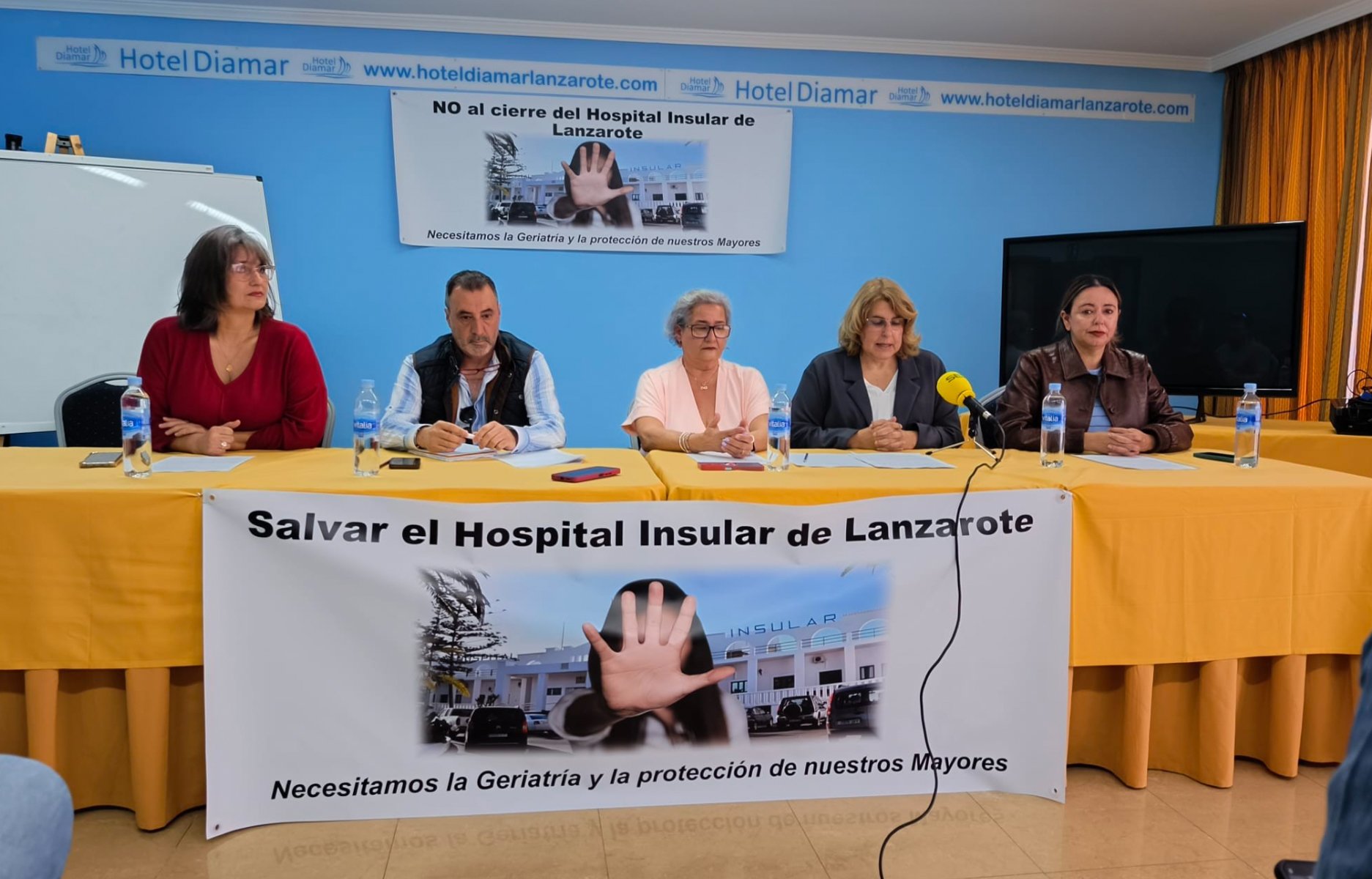 Creción de la coordinadora para defender el Hospital Insular de Lanzarote. 