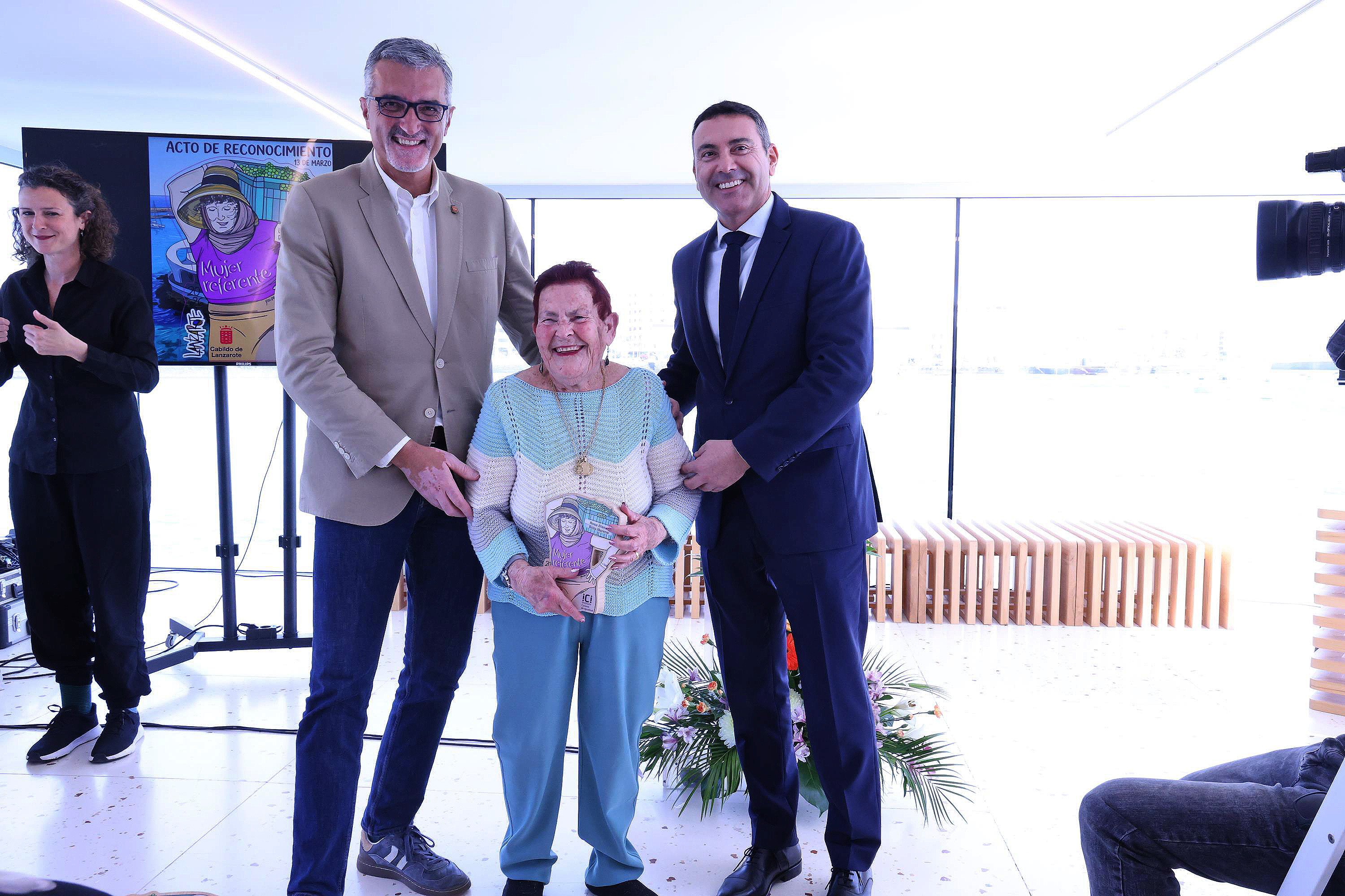 Jornada en honor a la labor de ocho mujeres y su impacto en la sociedad lanzaroteña y graciosera