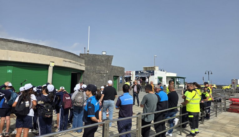 Simulacro de Puertos Canarios en Órzola. Simulacro de Puertos Canarios en Órzola.