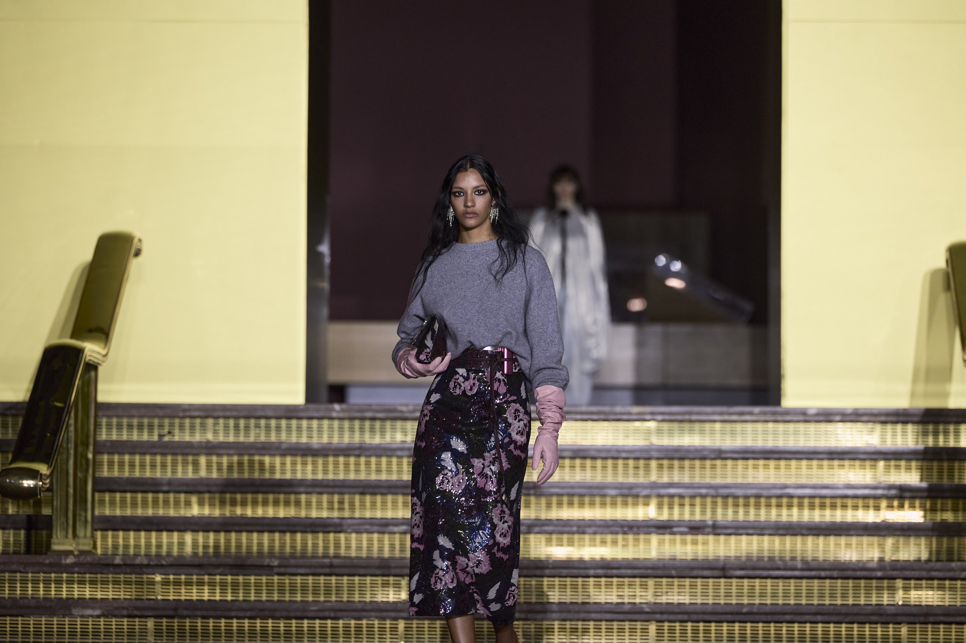  Siliza Joyas del Fuego en el desfile de Juan Duyos