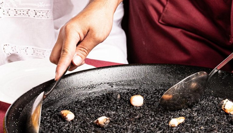 Arroces con personalidad en Arrocería Taberna Plaza Tandarena