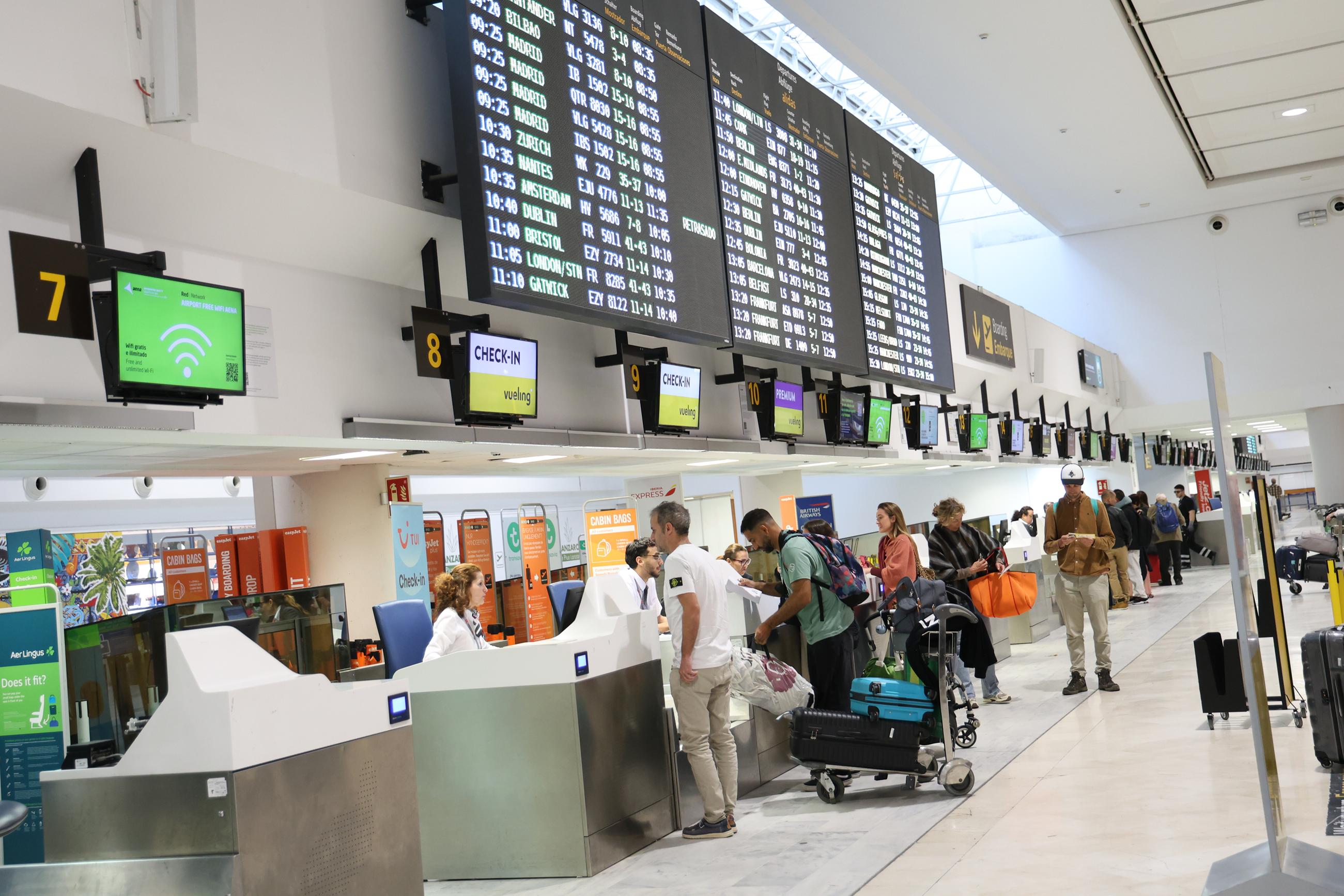 Aeropuerto César Manrique (Fotos: La Voz)