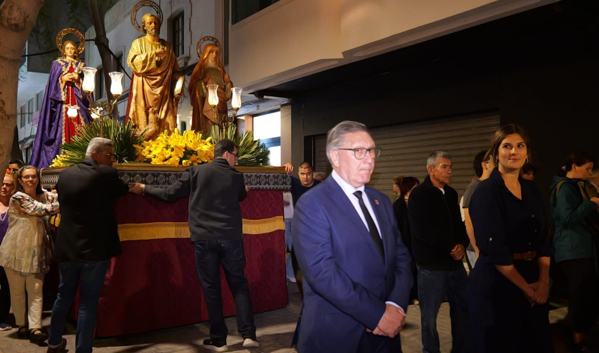 La Iglesia de San Ginés acoge la celebración litúrgica del Viernes Santo La Iglesia de San Ginés acoge la celebración litúrgica del Viernes Santo