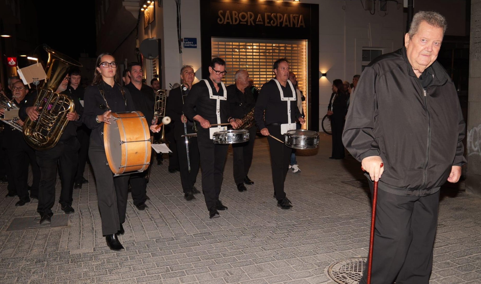 La Iglesia de San Ginés acoge la celebración litúrgica del Viernes Santo La Iglesia de San Ginés acoge la celebración litúrgica del Viernes Santo